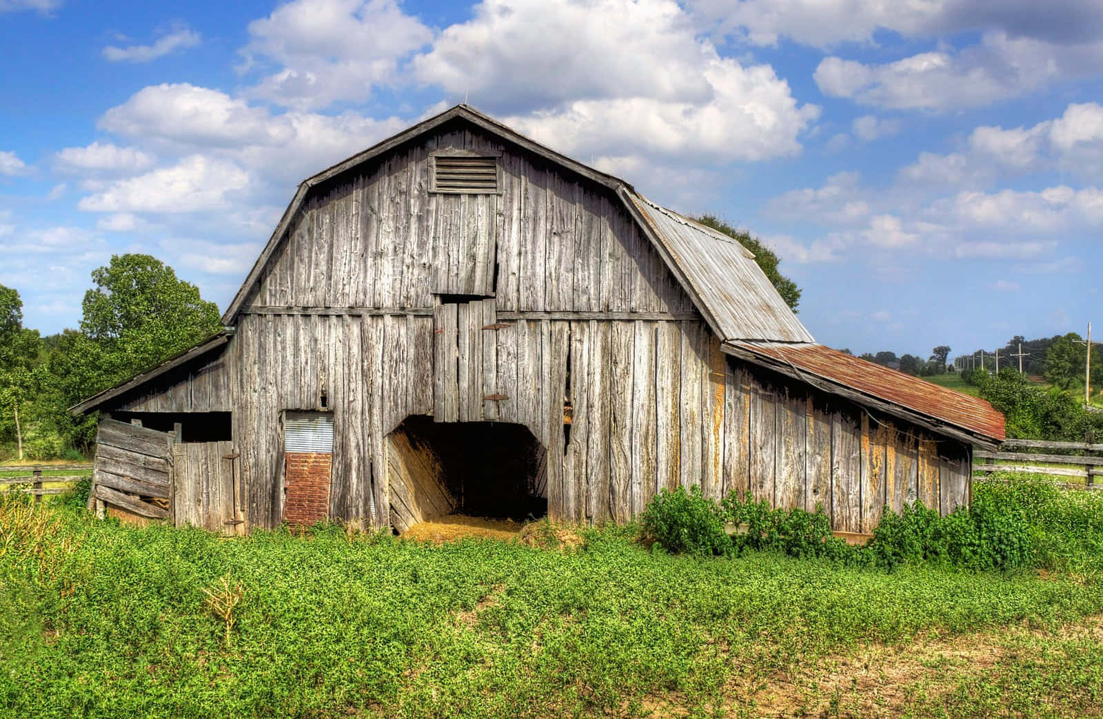 Rustic Old Barn Storage For Hay Wallpaper