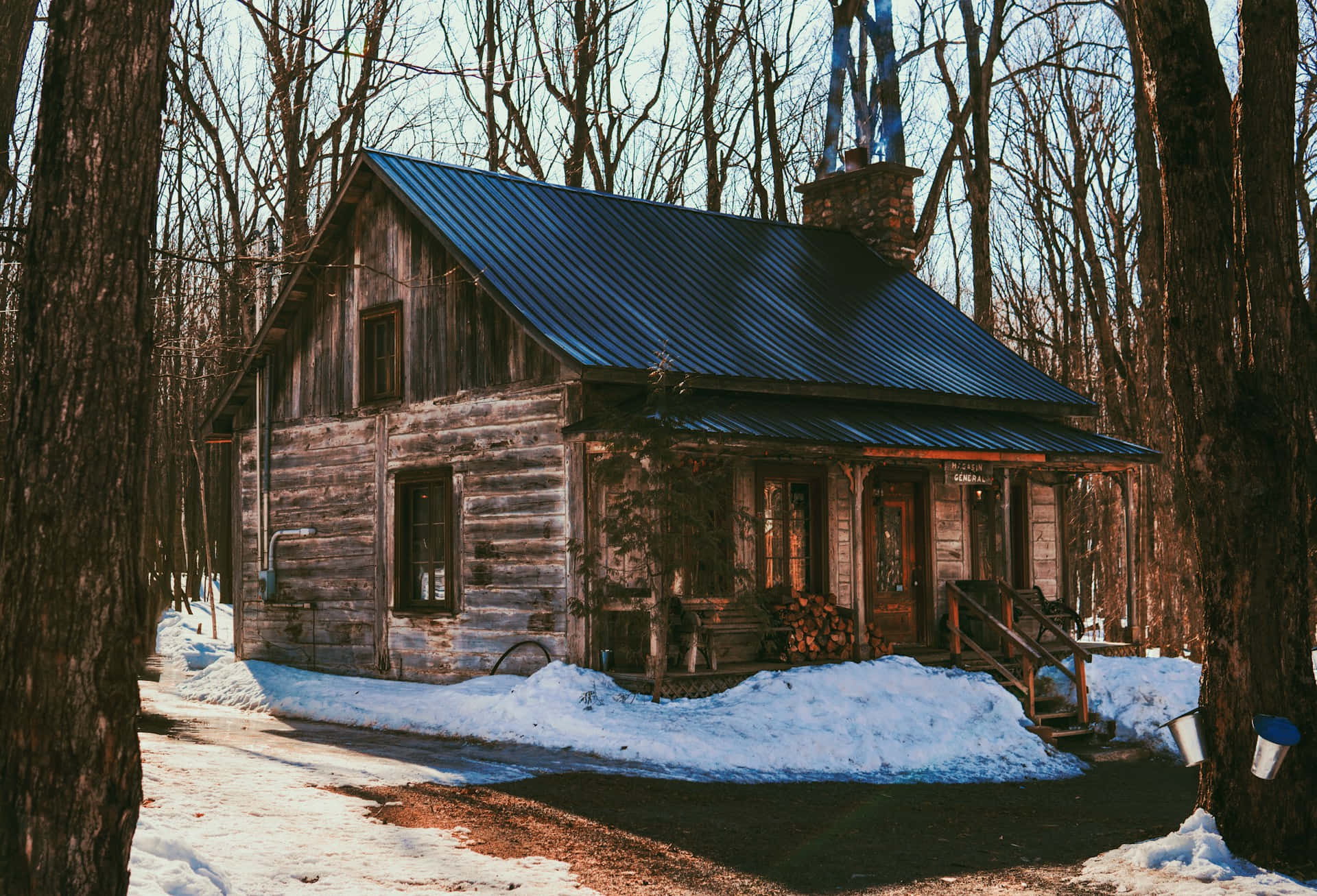 Cabane En Bois Rustique D'hiver Fond d'écran