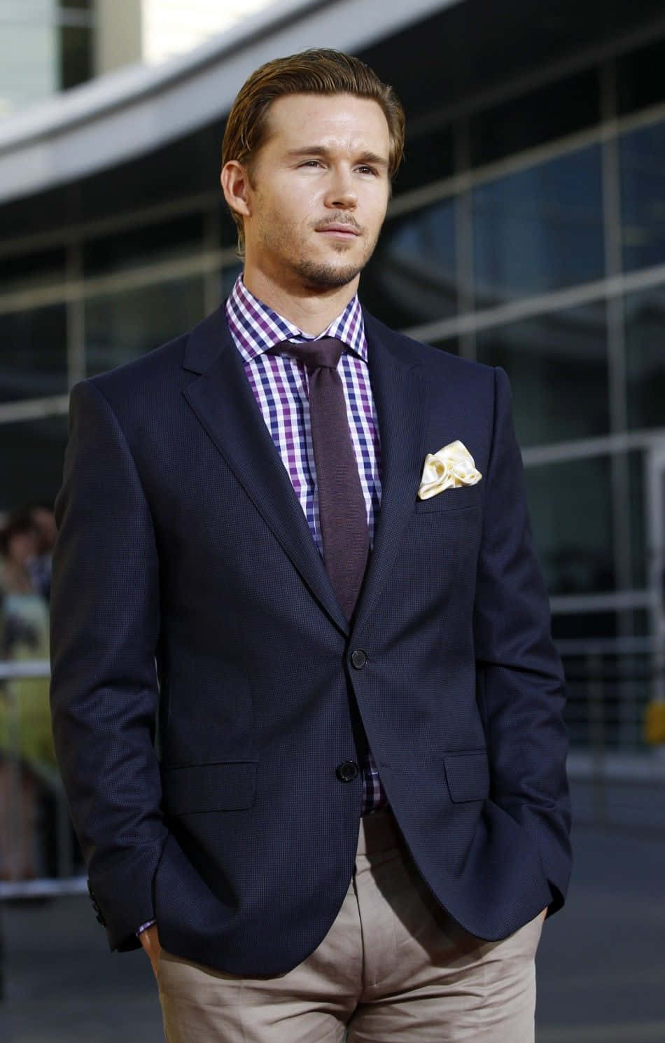 Ryan Kwanten Elegant Event Attire Wallpaper