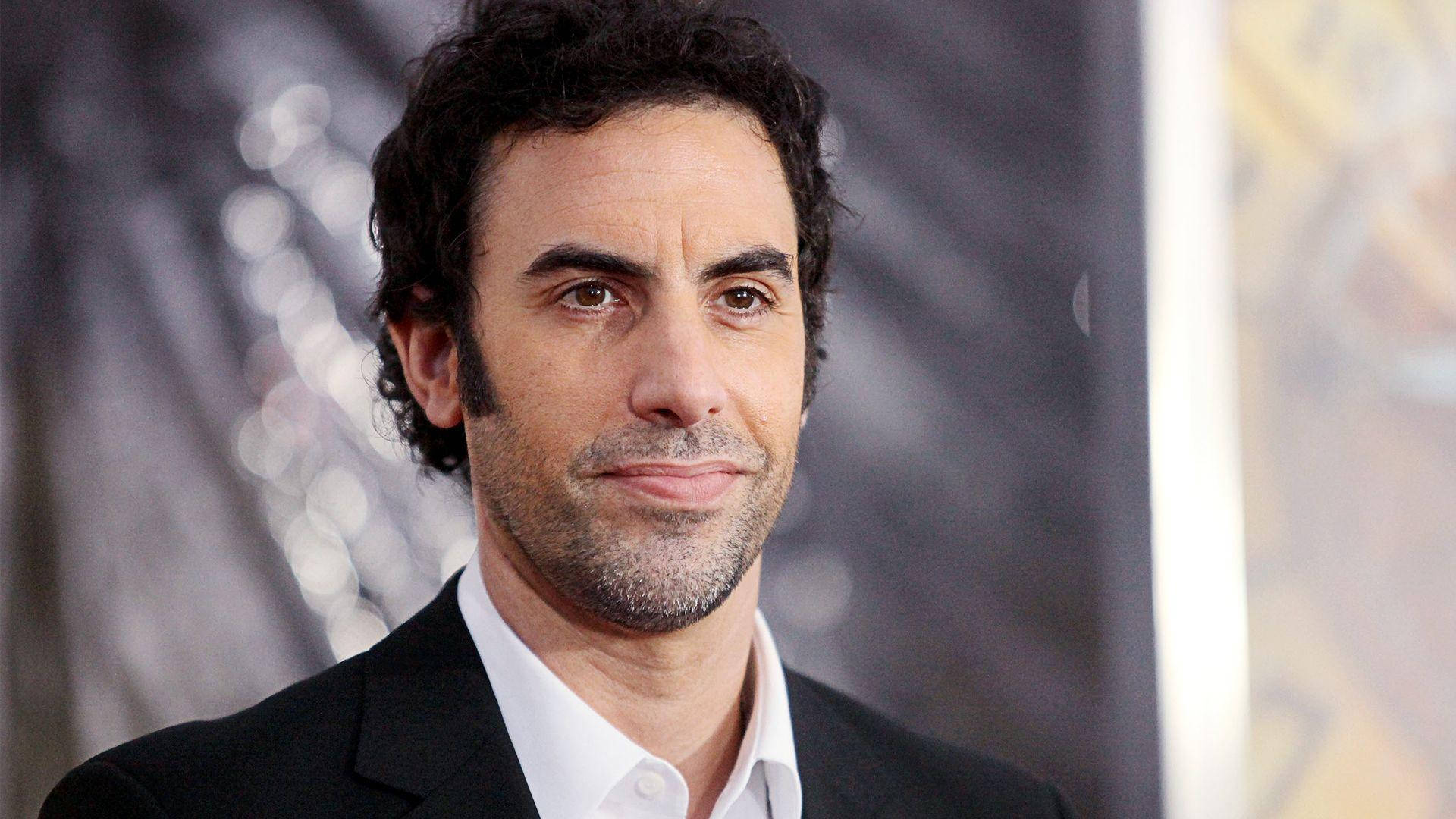 Sachabaron Cohen Borat 2 Premiere In Italian: Premiazione Di Sacha Baron Cohen Per Borat 2 Sfondo