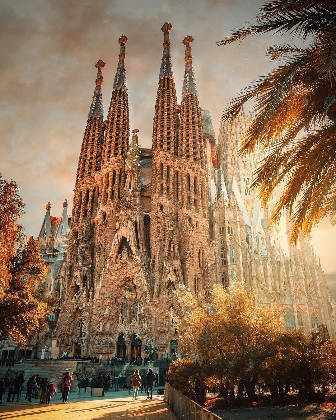 Sagrada Familia During Sunset Wallpaper