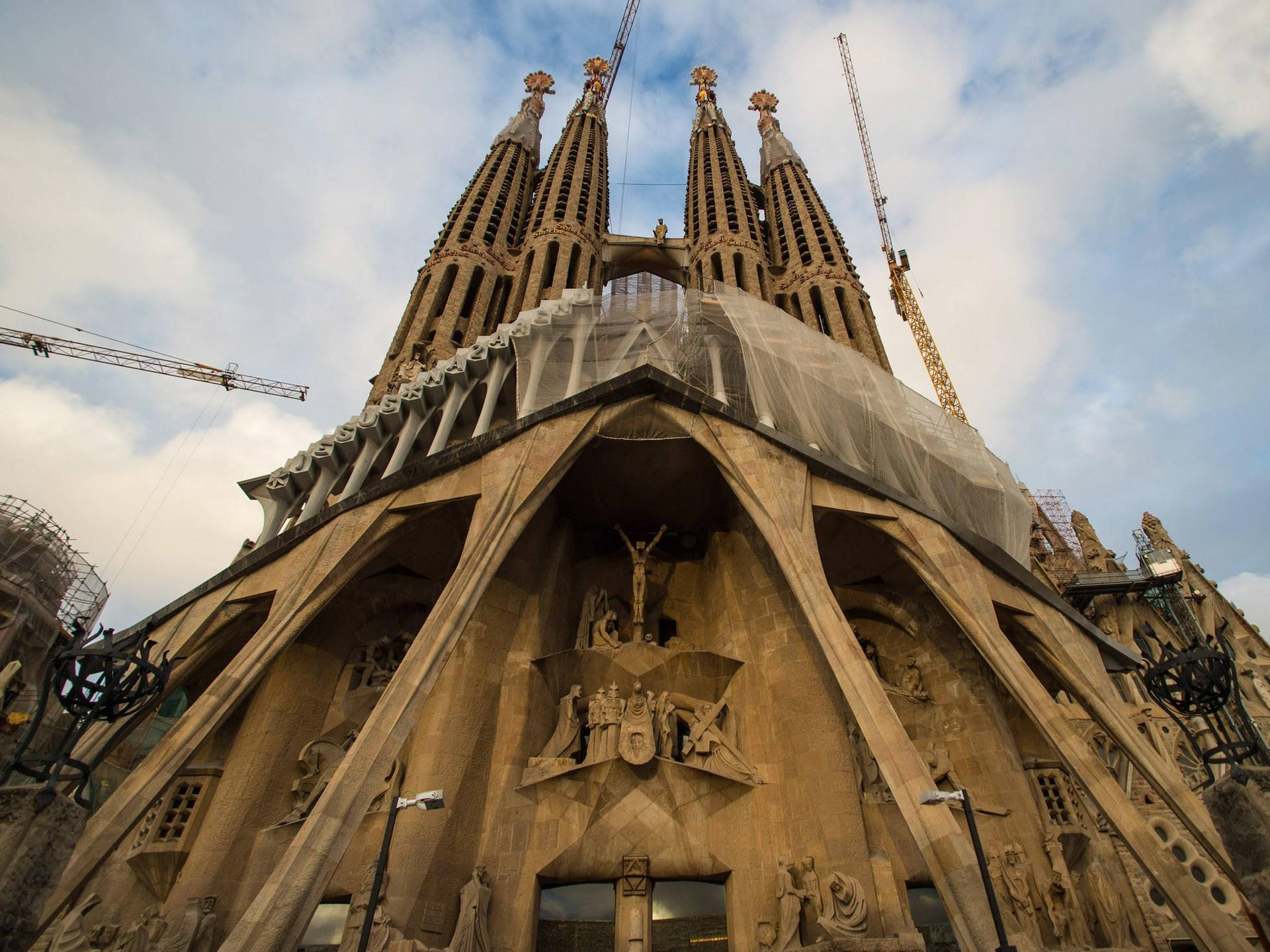Sagrada Familia Grand Indgang Detaljeret tapet Wallpaper