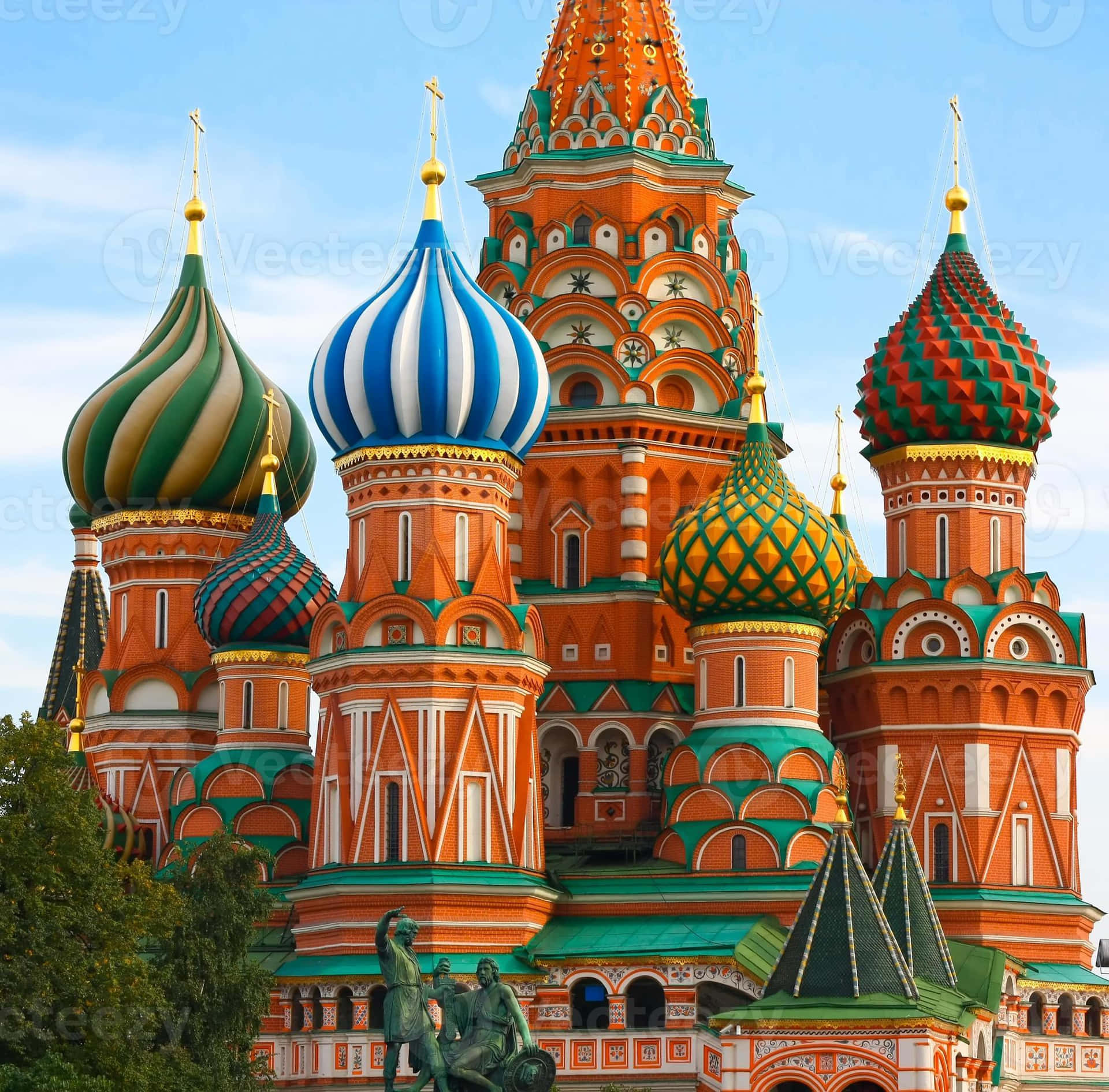 Majestic View of Saint Basil's Cathedral Wallpaper