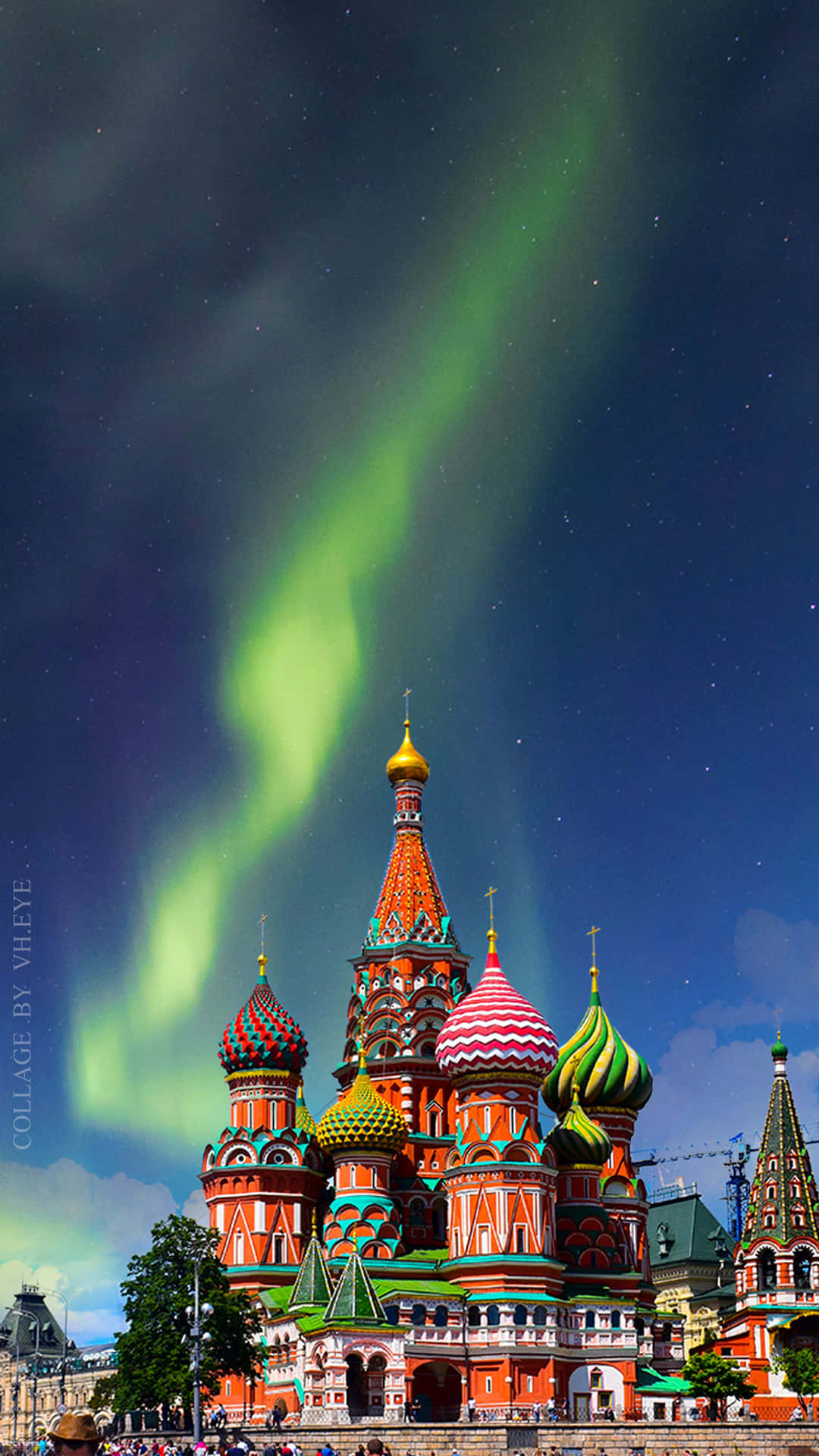 Saint Basils Cathedral With Northern Lights Wallpaper