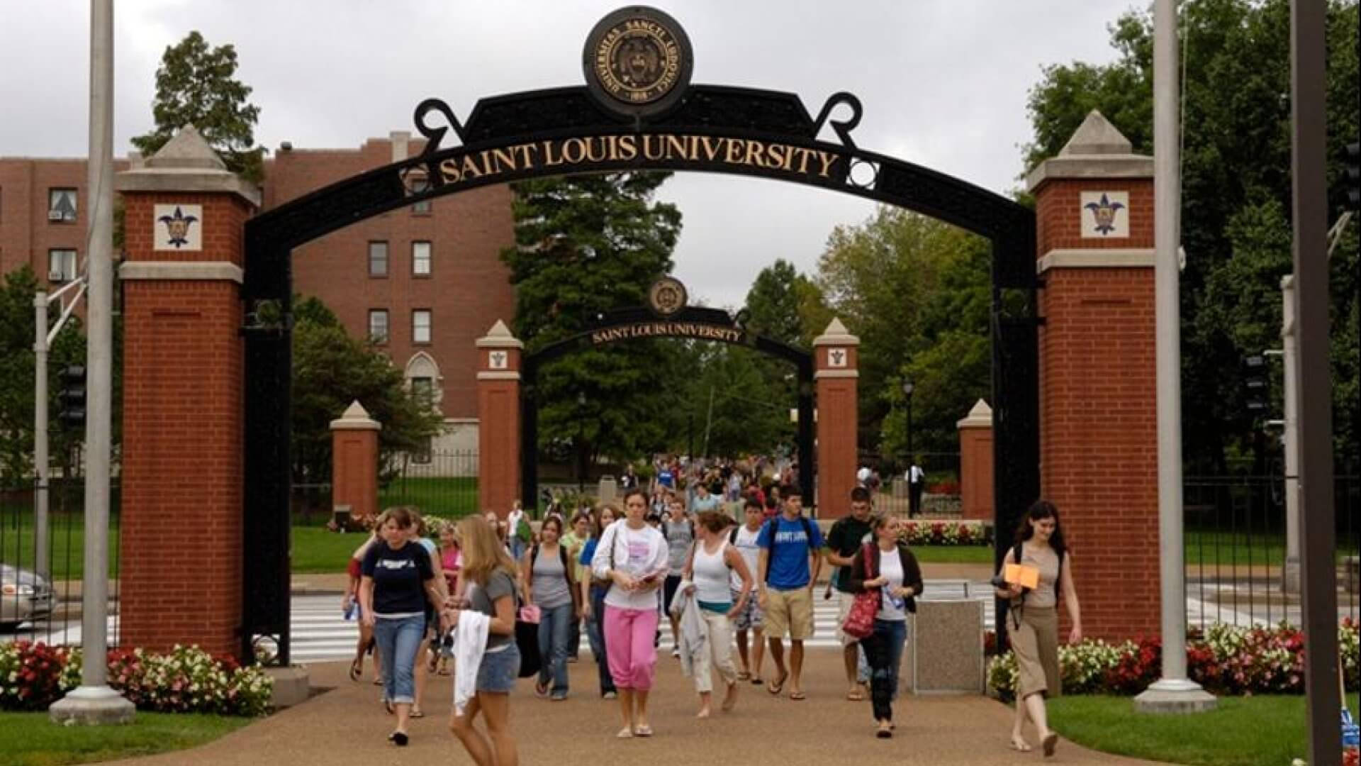 Saint Louis University Student Tour Wallpaper