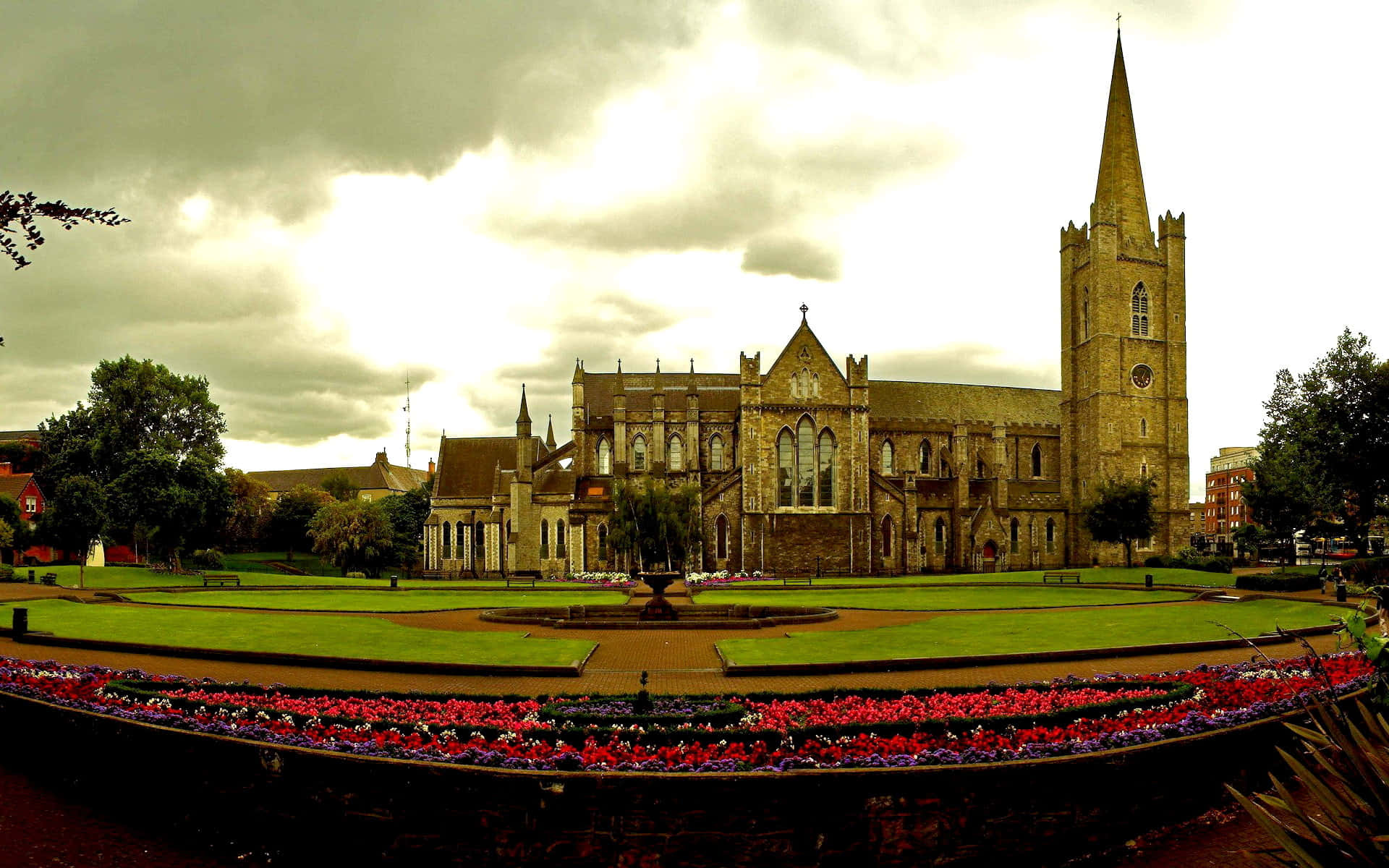 Saint Patrick's Cathedral Dublin Grounds Wallpaper
