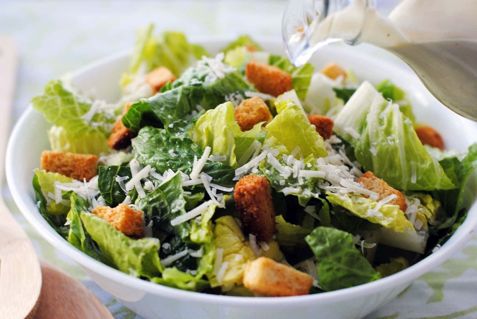 Delicious Greens: A Fresh and Healthy Salad