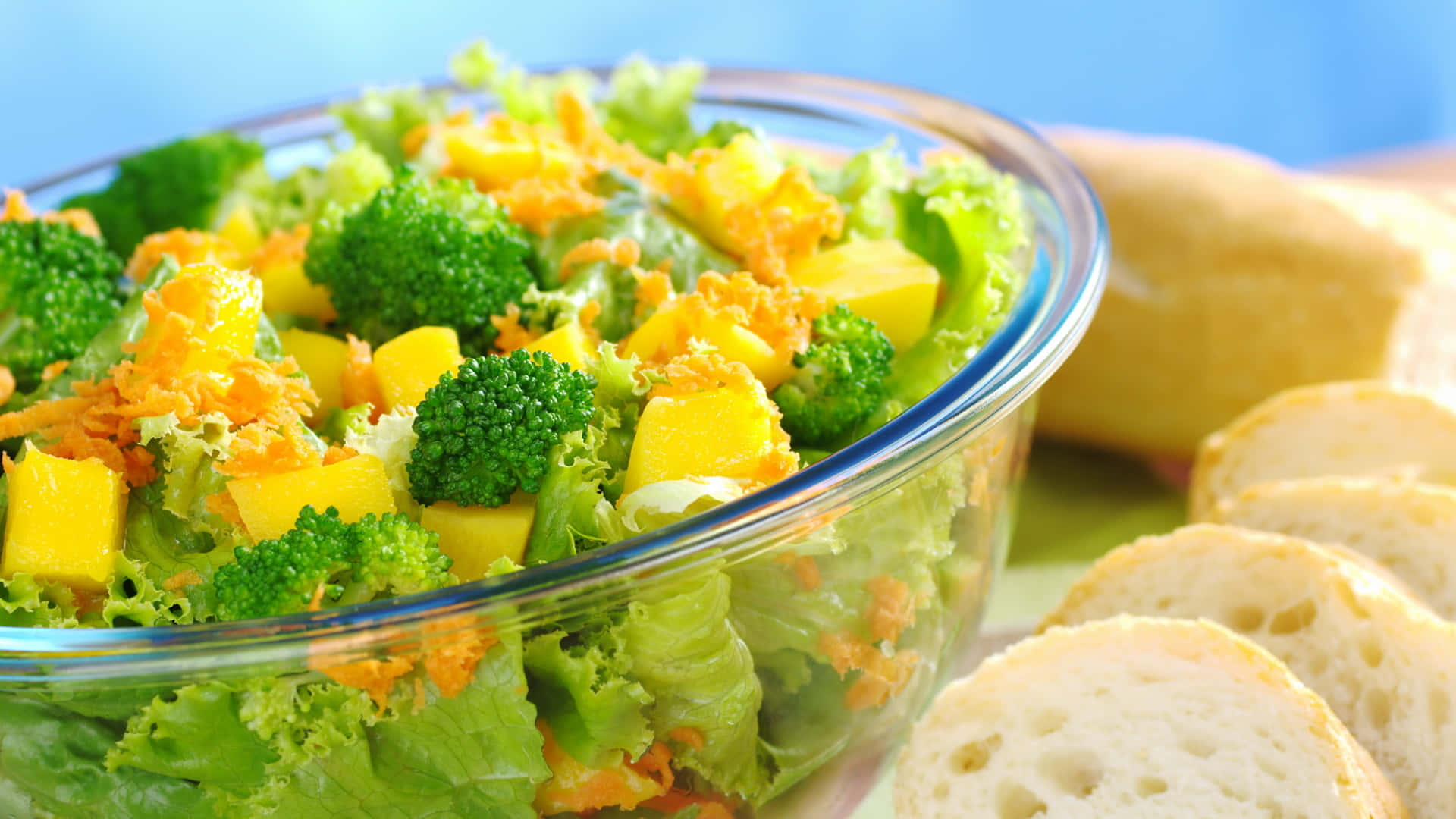 Fresh and Vibrant Salad Bowl