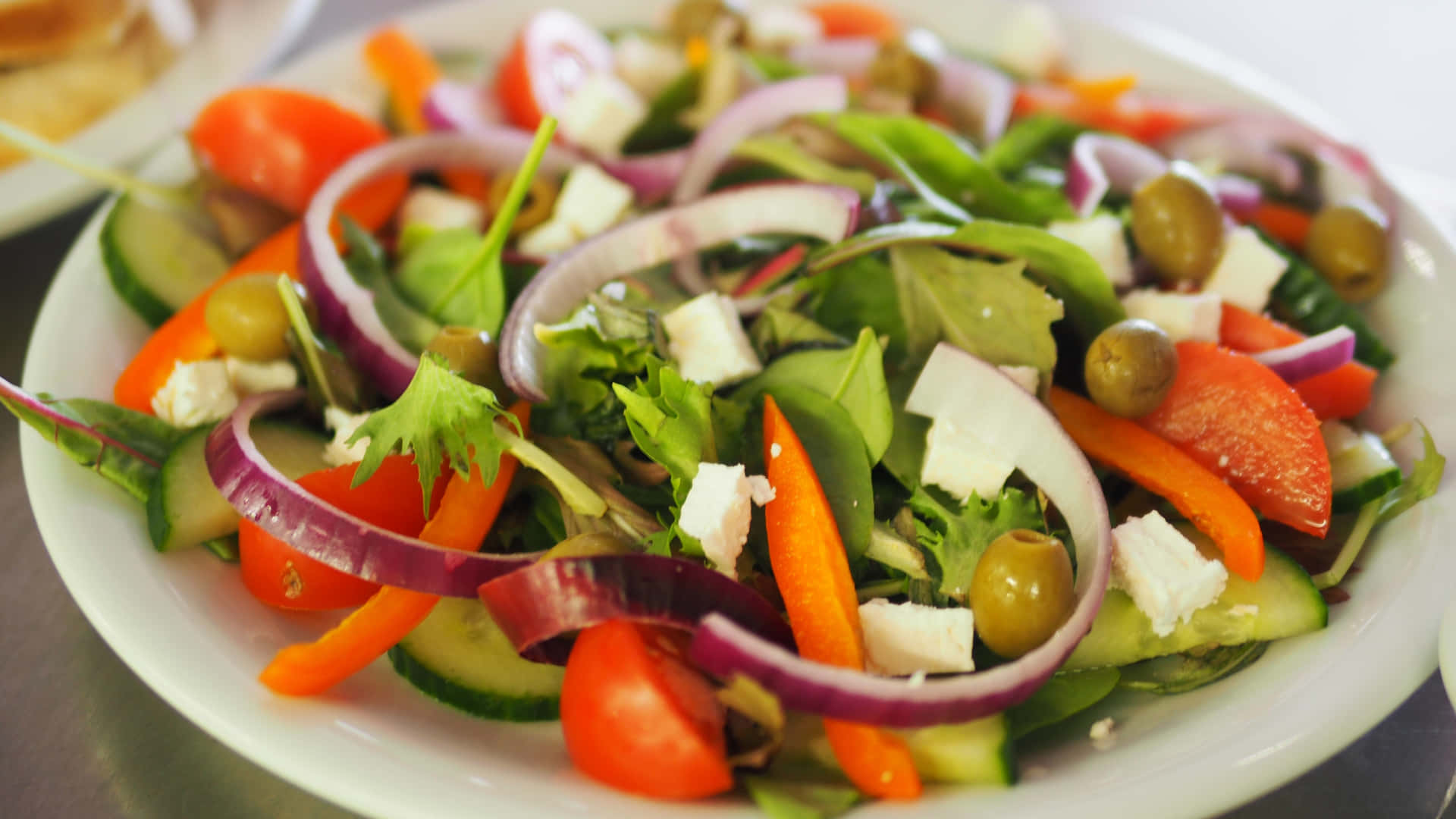Enjoy a healthy and delicious salad full of fresh ingredients