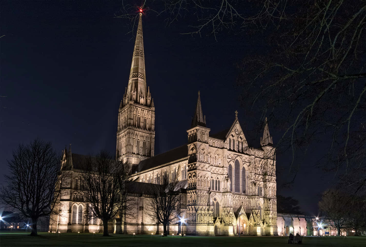 Salisbury Cathedral Nighttime Illumination Wallpaper
