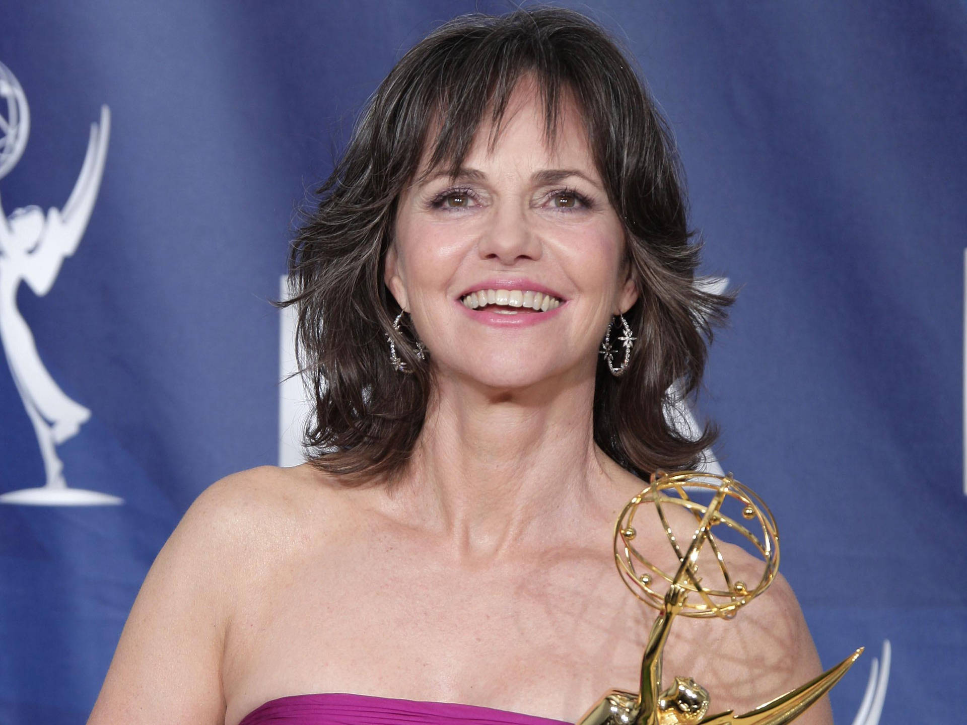 Sally Field At The 2007 Emmy Award Background