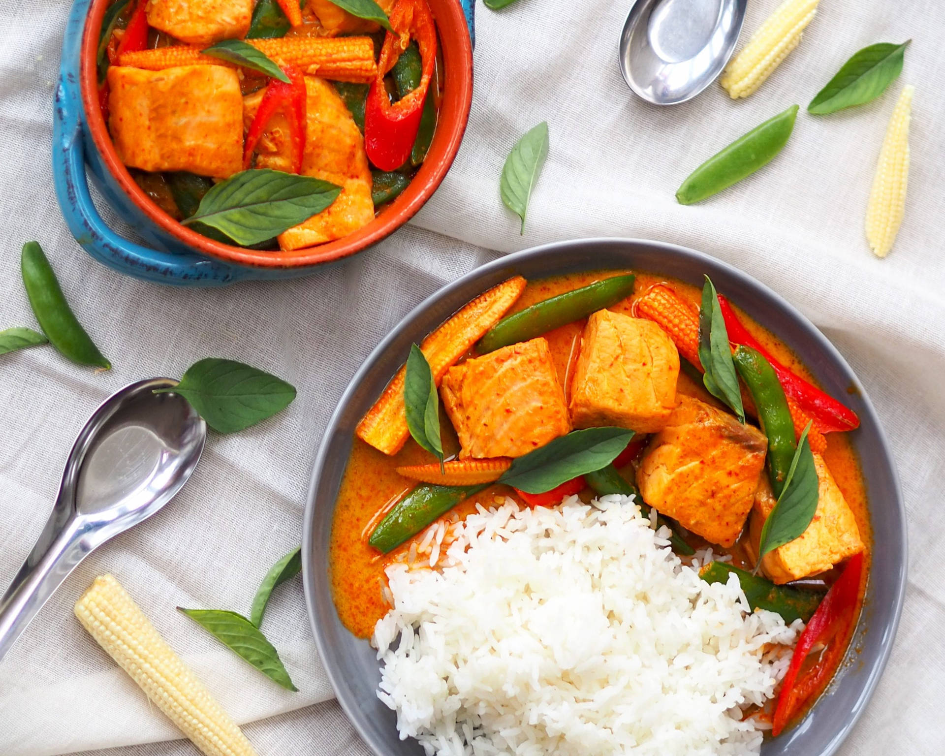 Salmon Red Thai Curry With Baby Corn Wallpaper