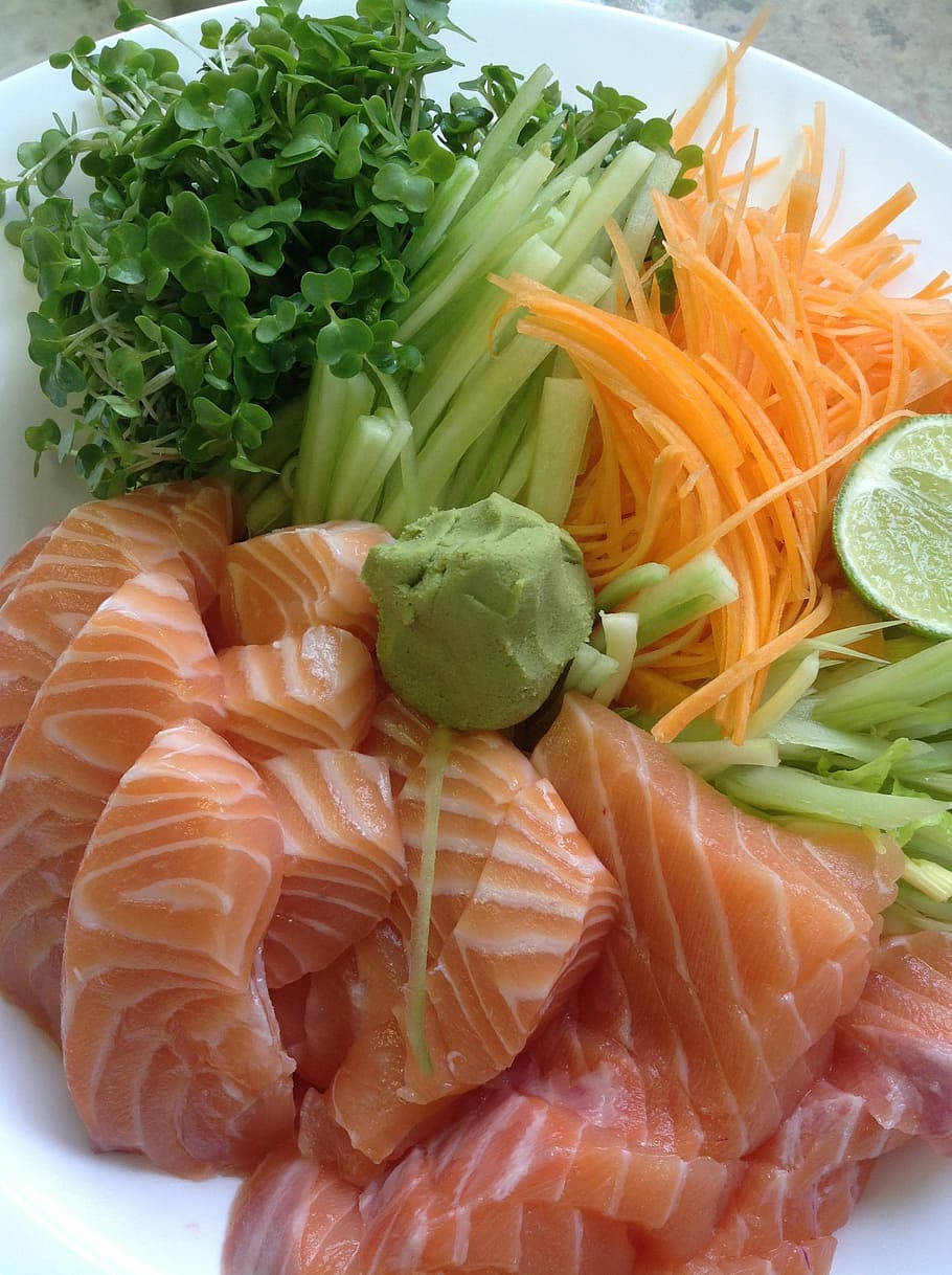 Salmon Sashimi With Cut Vegetables Wallpaper