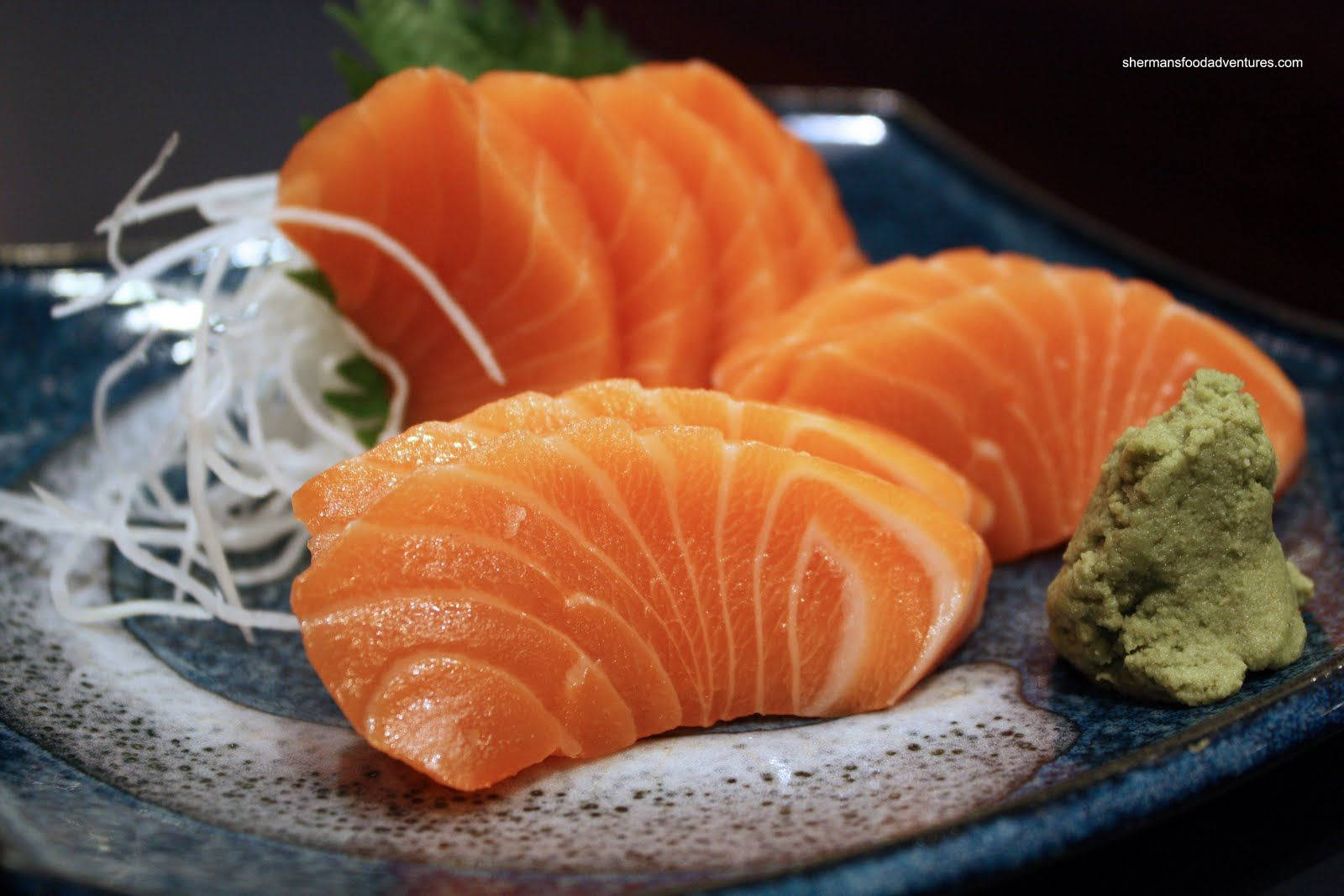 Salmon Sashimi With Wasabi Wallpaper