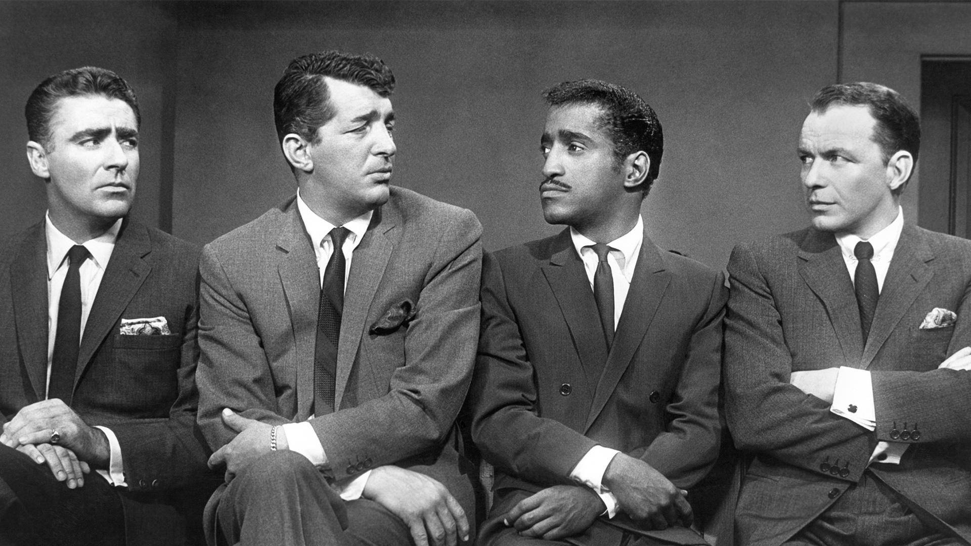 Sammydavis Jr. Con El Reparto De Ocean's Eleven De 1960. Fondo de pantalla