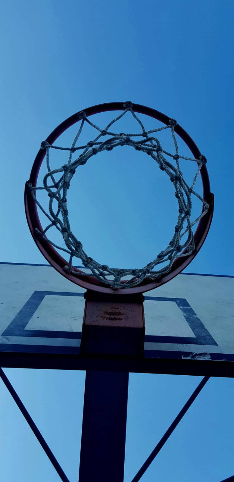 Samsung Galaxy Note 20 Ultra Basketball Hoop Wallpaper