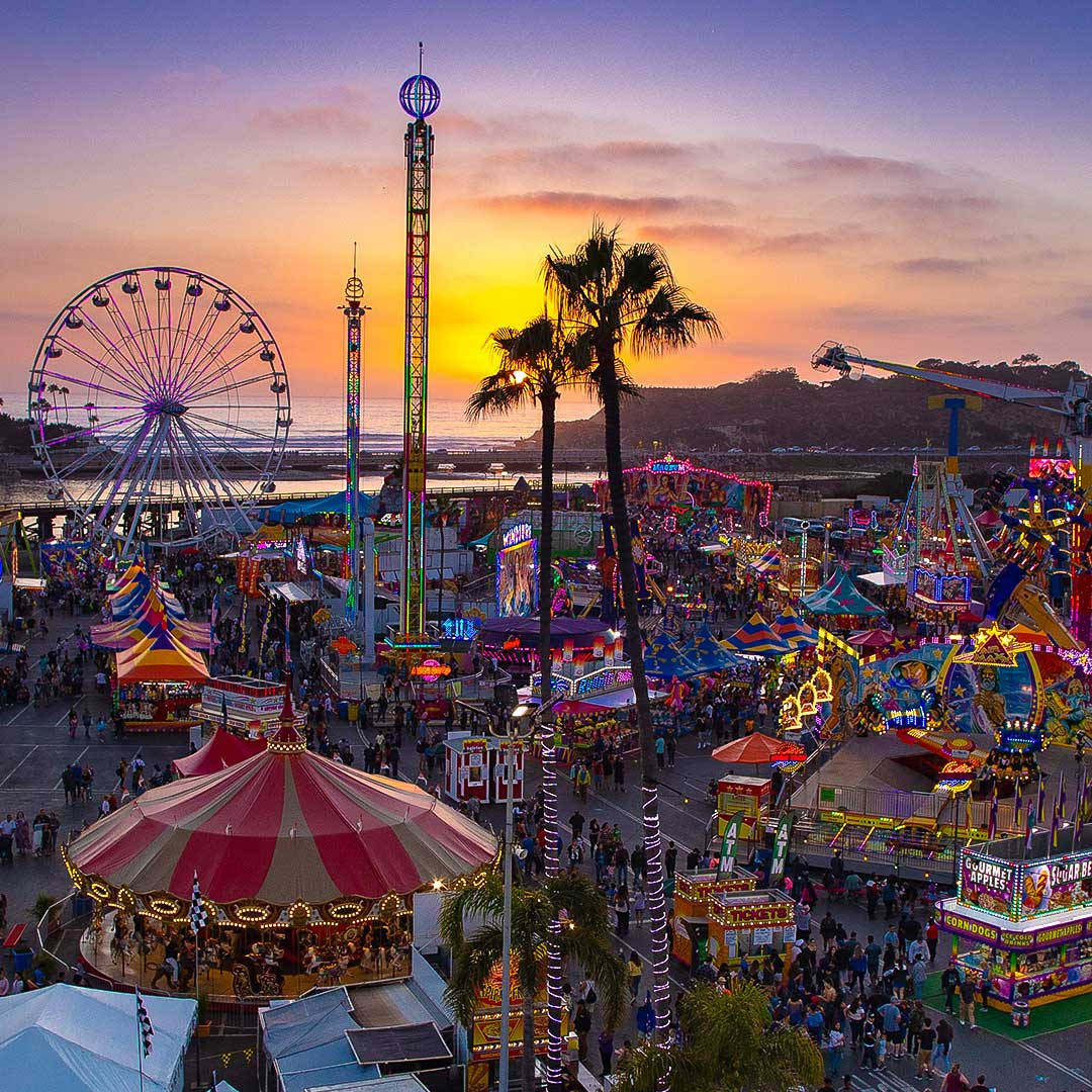 Sandiego County Fair Während Des Sonnenuntergangs Wallpaper