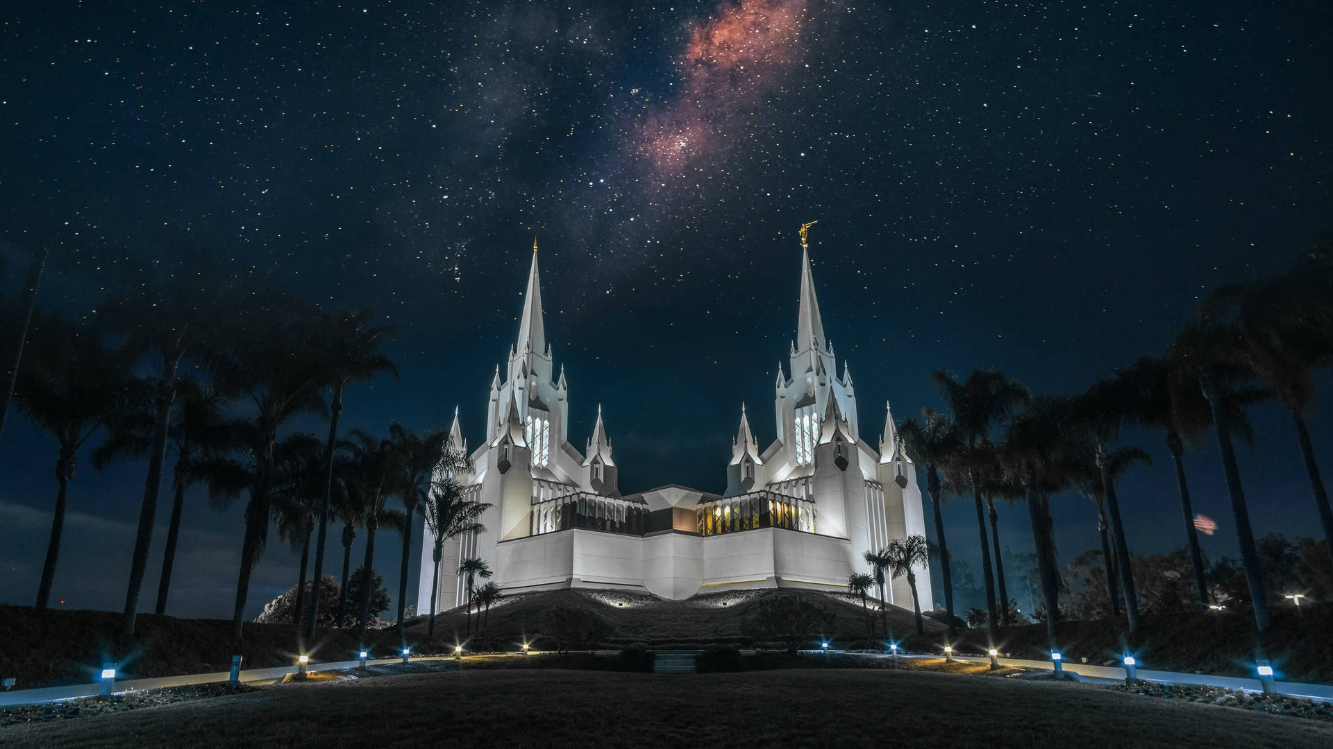 San Diego Temple On A Starry Night Wallpaper