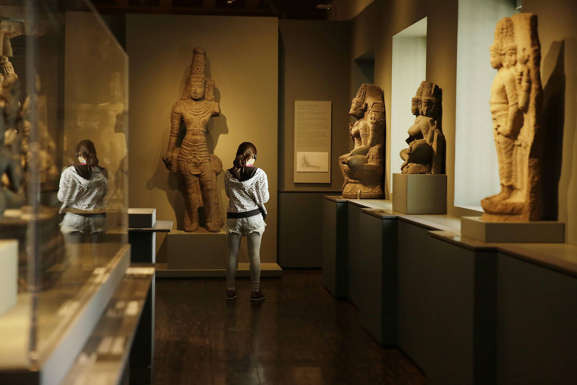 San Francisco Asian Museum Carvings