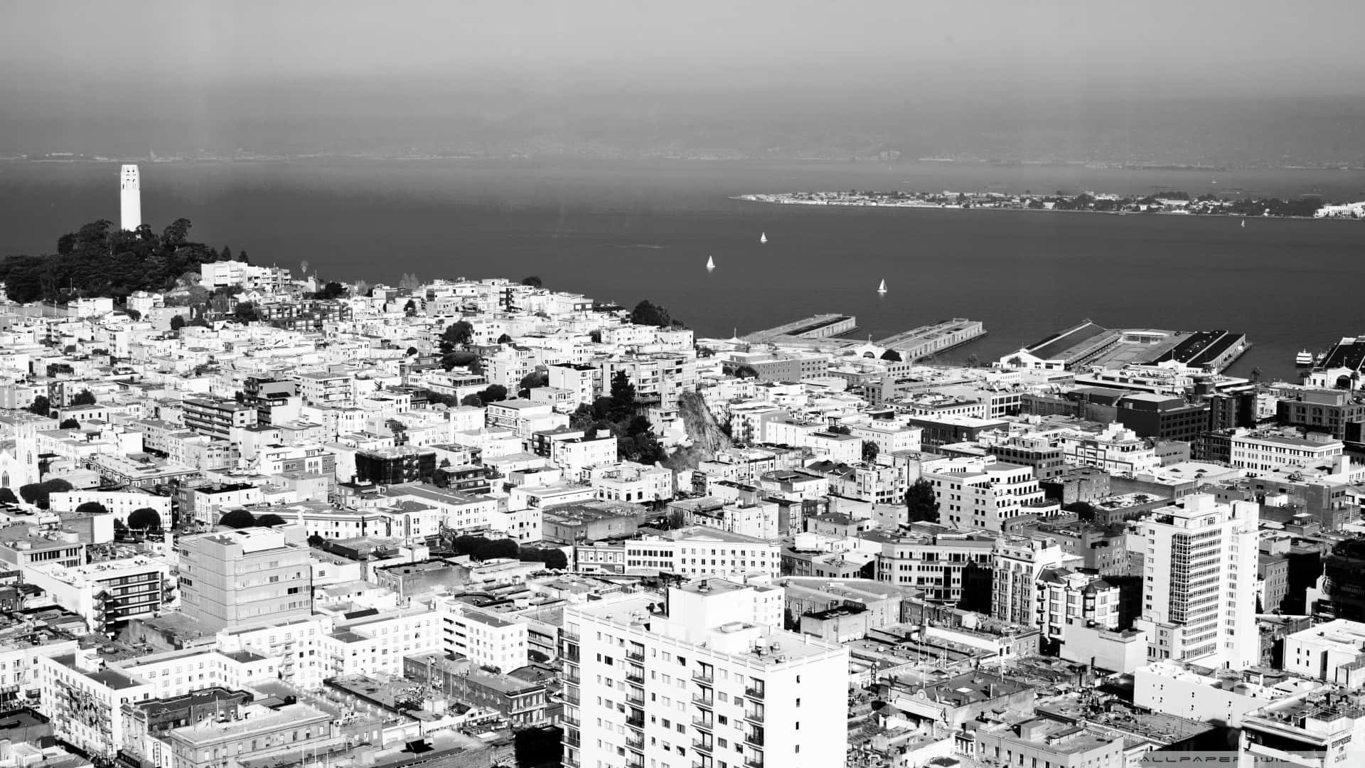 The Golden City of San Francisco in Black and White Wallpaper