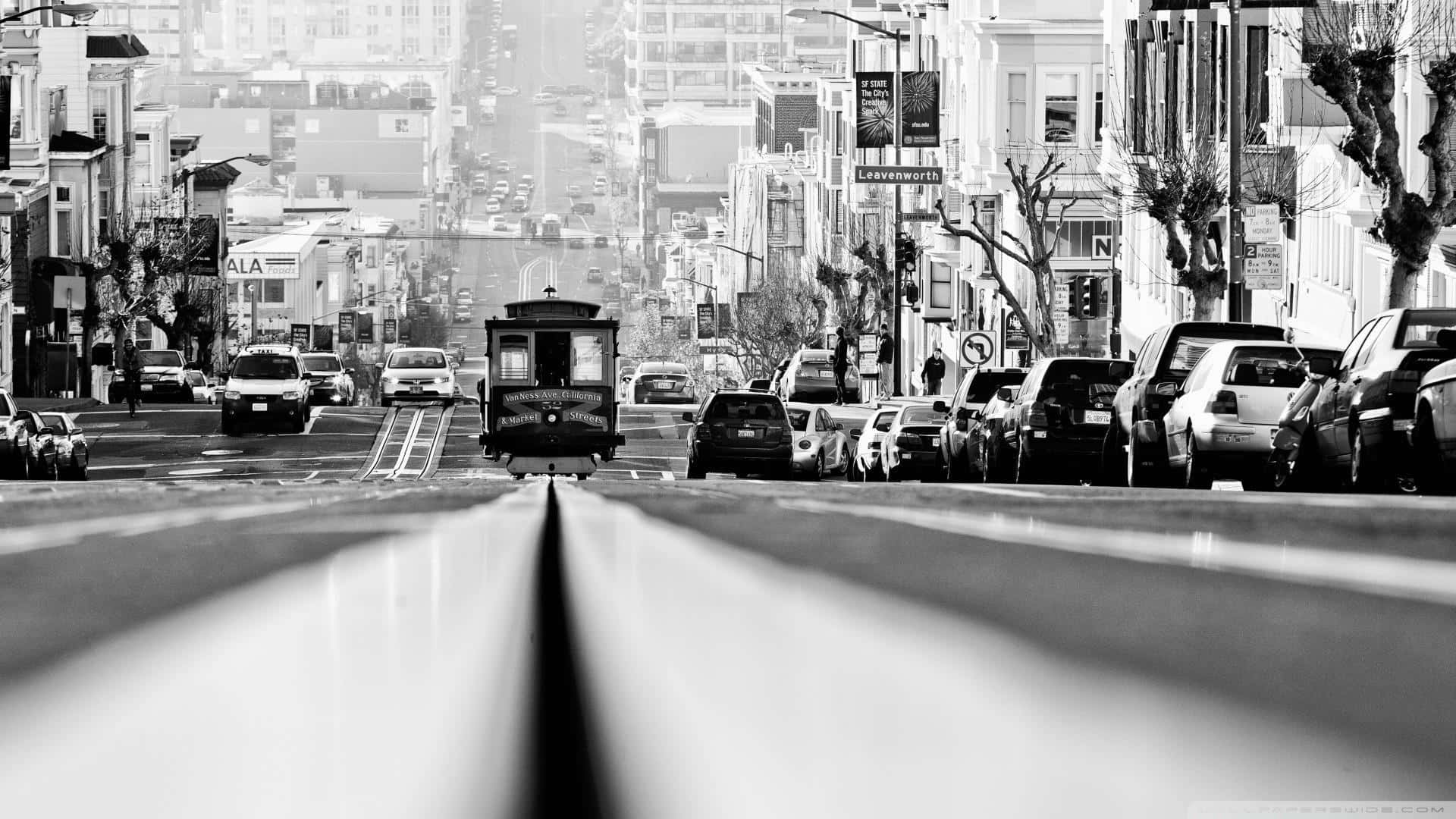 San Francisco in Black and White Wallpaper