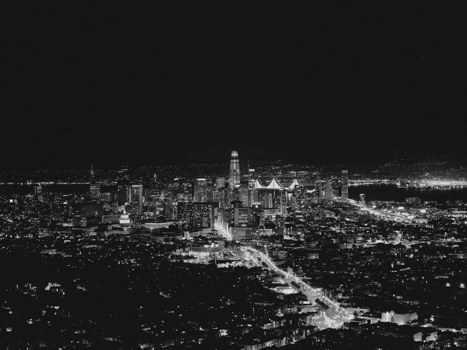 "The Iconic Golden Gate Bridge and San Francisco skyline in Black and White" Wallpaper
