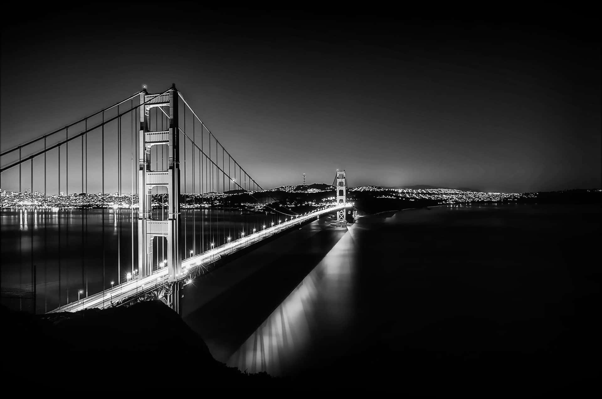 Famous skyline of San Francisco in Black and White Wallpaper