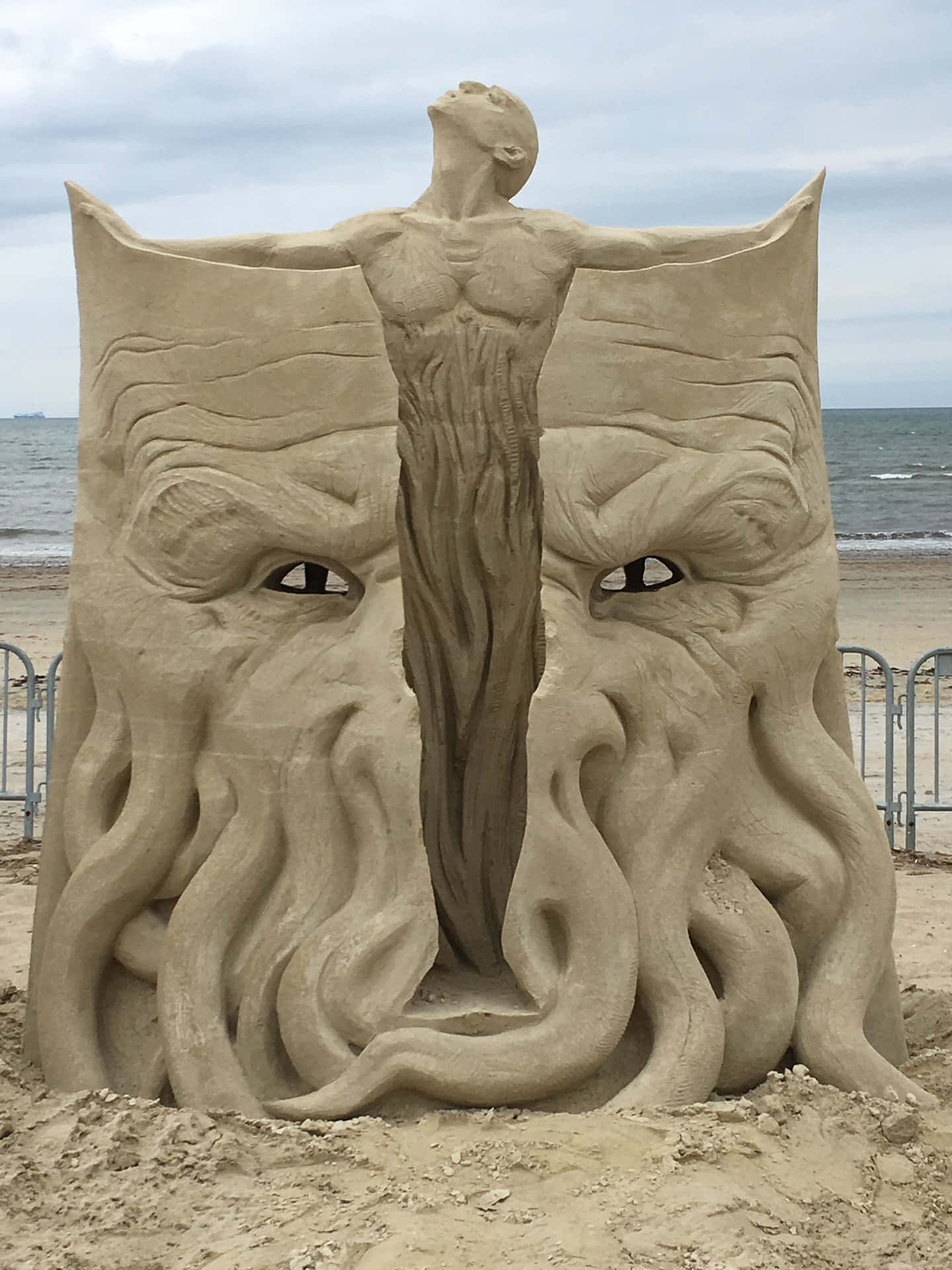 "The Beauty of Art Revealed in Immeasurable Sand"