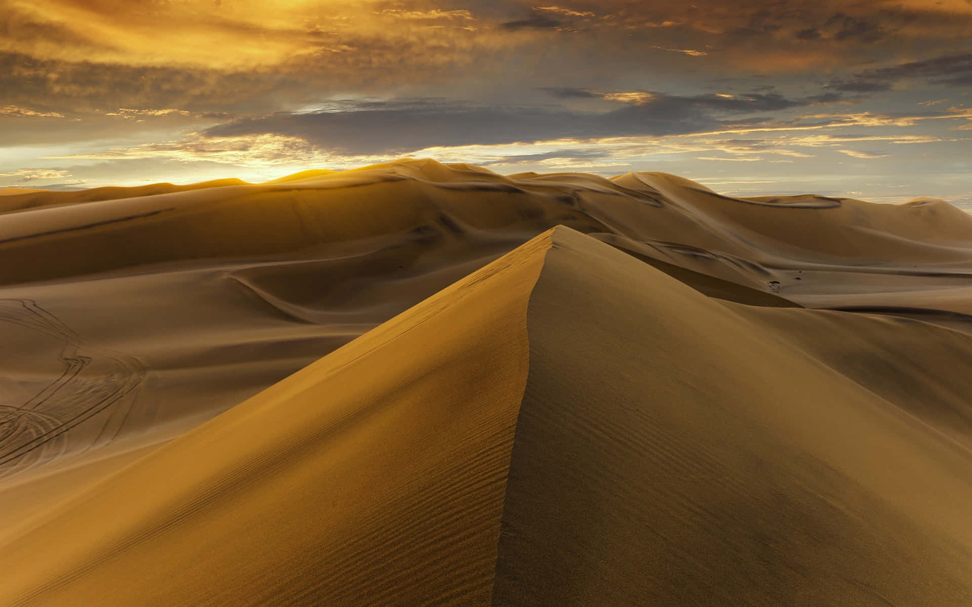 Captivating Sand Dunes Landscape Wallpaper