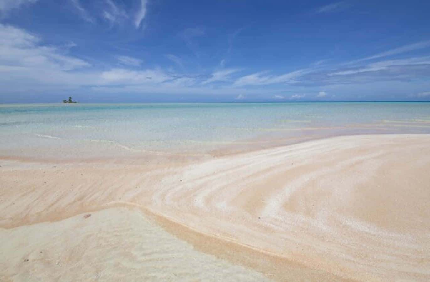 Beautiful White Sand Beach Picture