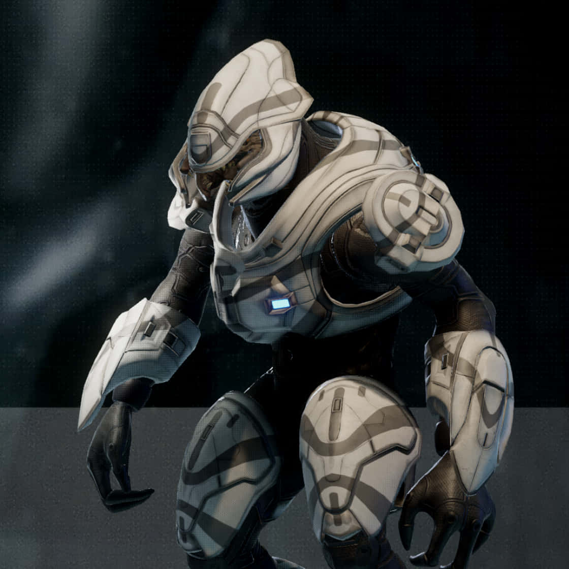 Elite Sangheili Warrior in Action Wallpaper