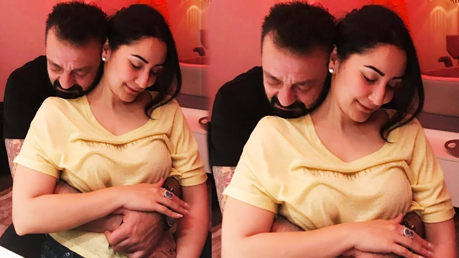 Sanjay Dutt With Wife