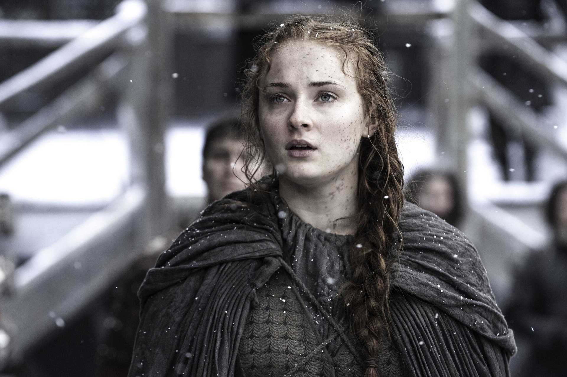 Sansa Stark i snefuld vinter landskab Wallpaper
