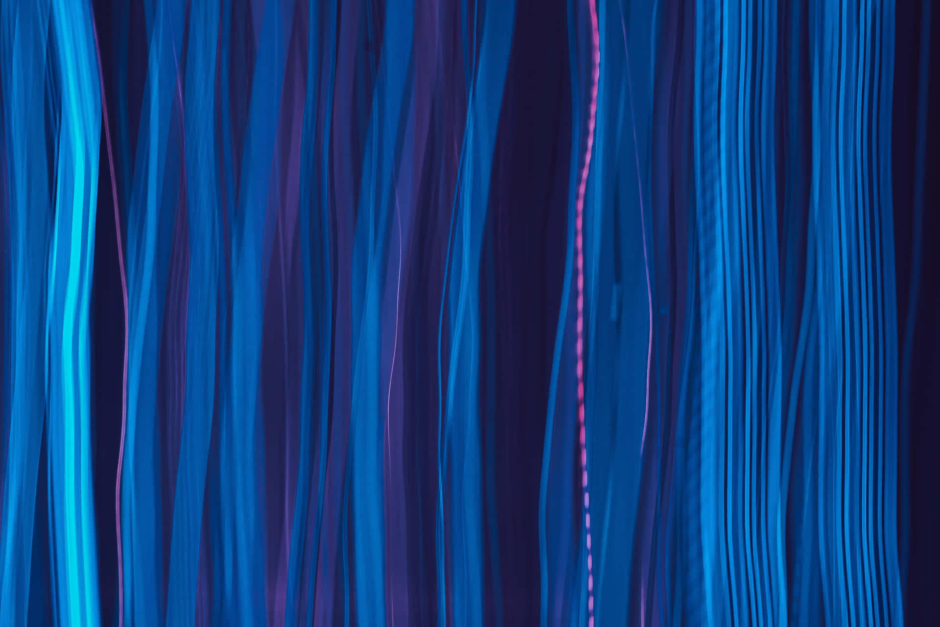 Unapiedra Preciosa Semipreciosa De Color Azul Profundo Para Una Declaración Elegante. Fondo de pantalla