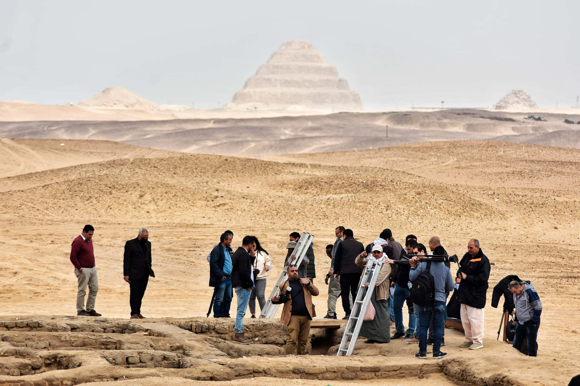 Saqqara Pyramid Inspection Wallpaper
