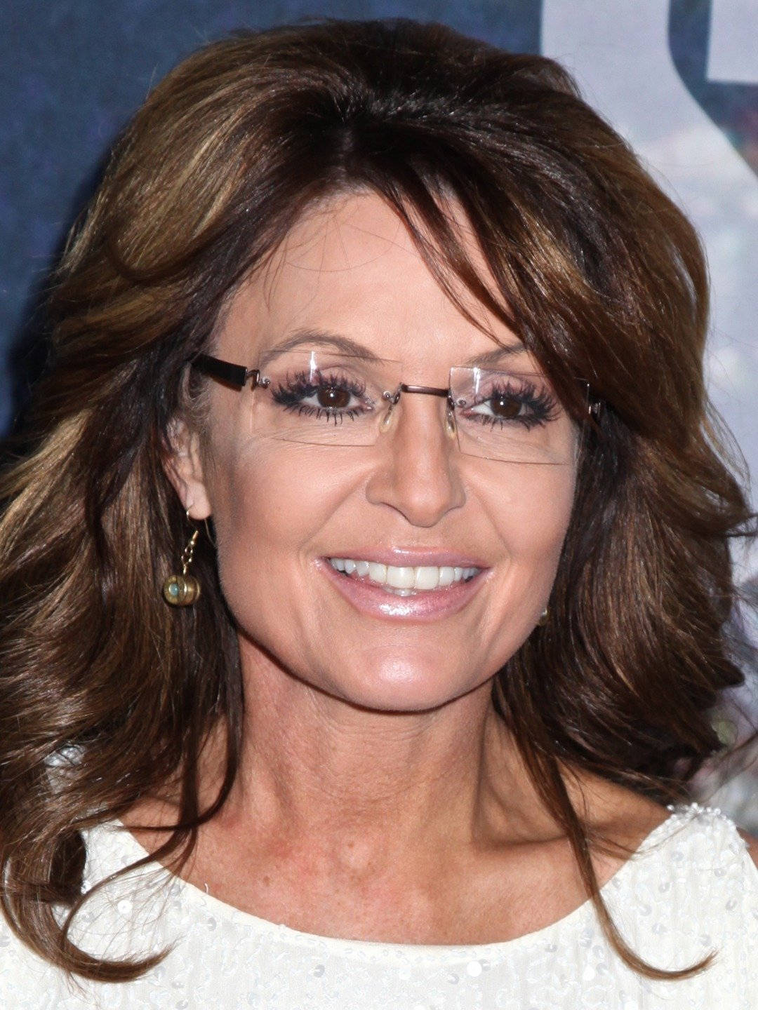 Sarah Palin In White Top Wallpaper