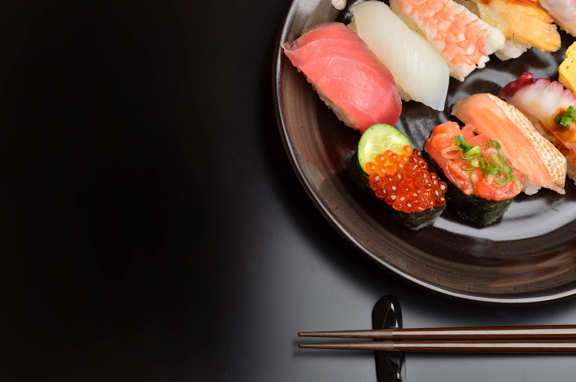 Sashimi Platter With Chopstick Wallpaper