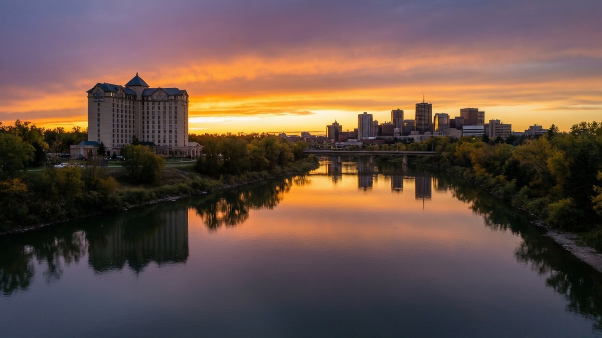 Saskatoon Sunset River Wallpaper