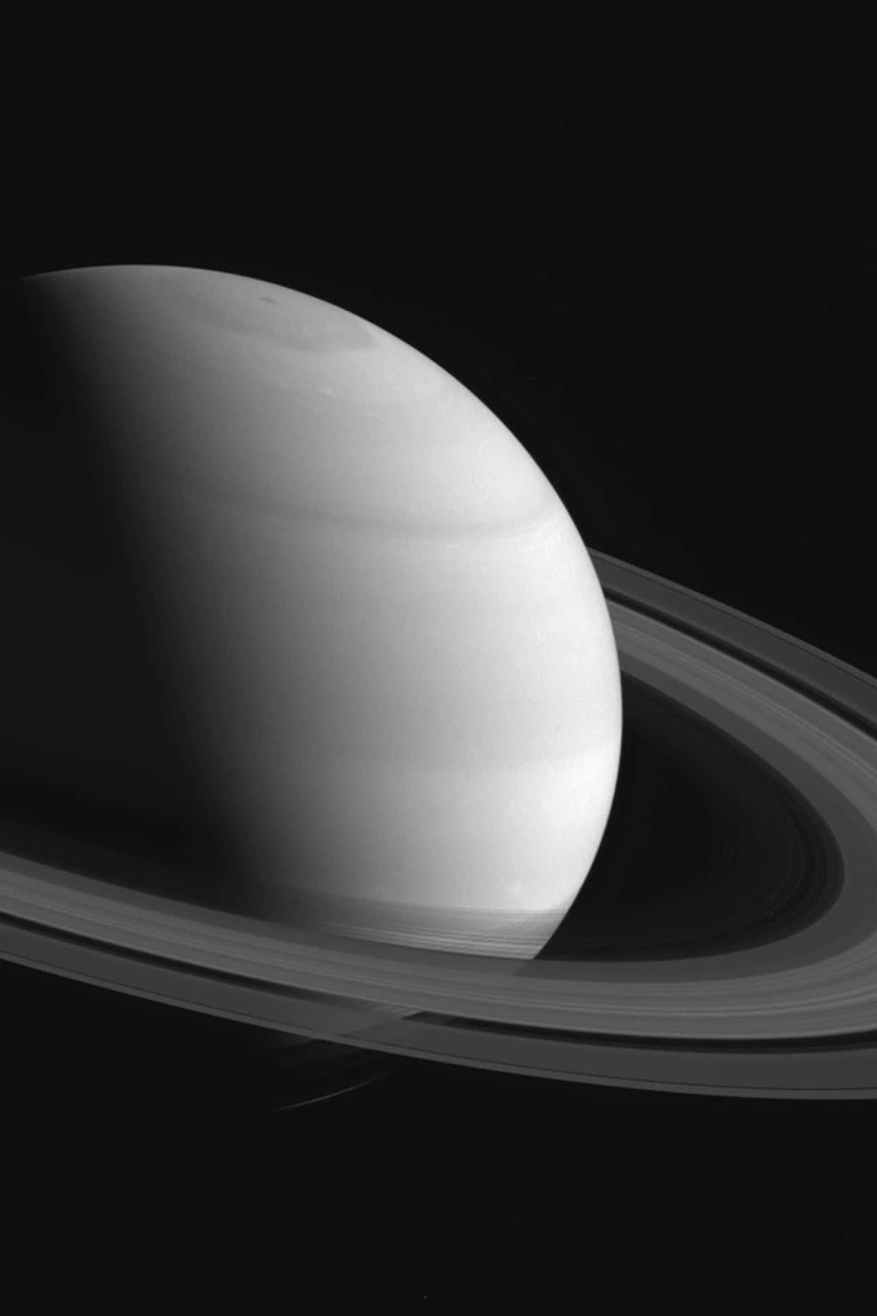 Skinnenderinge Af Saturn.
