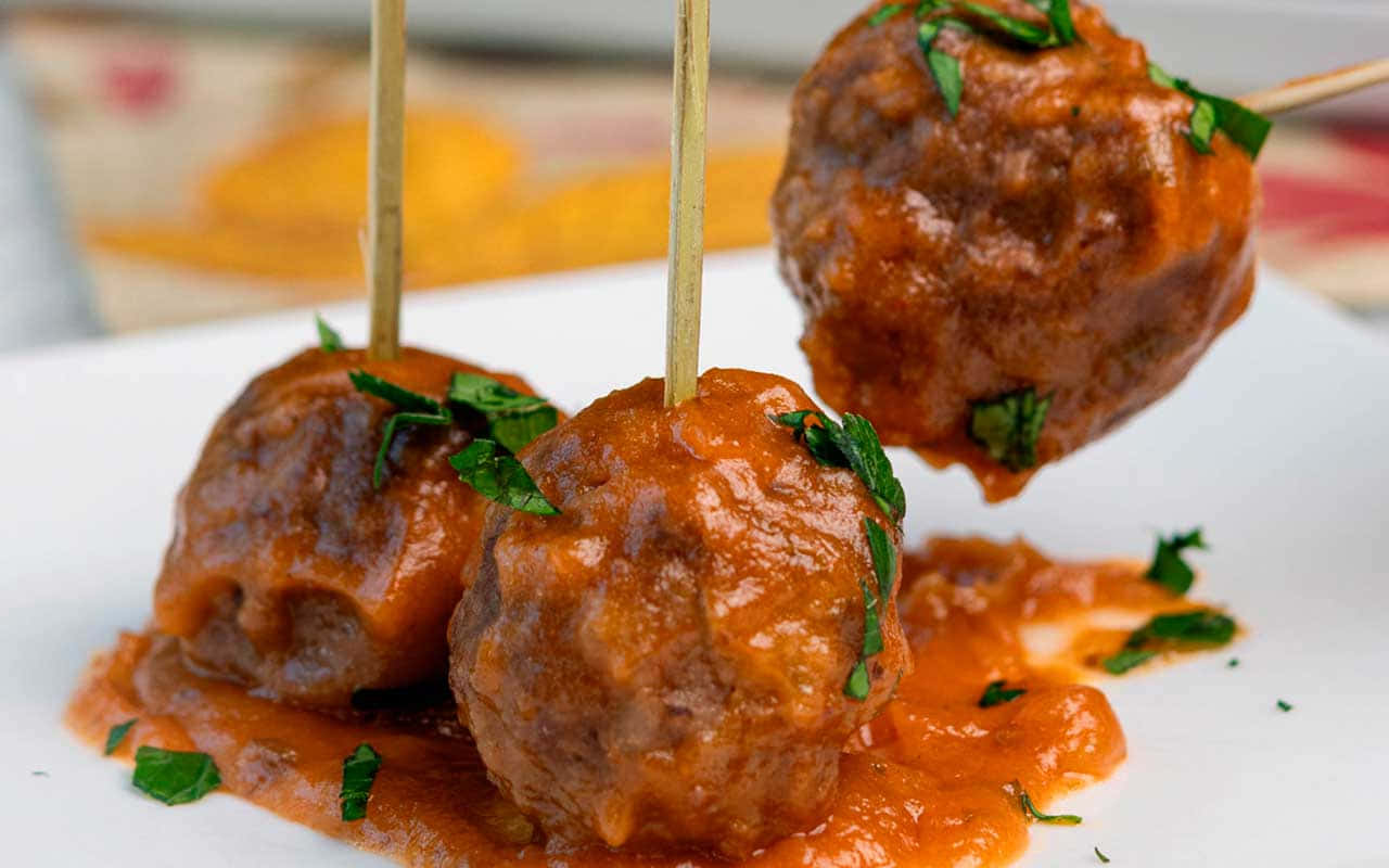 Saucy Meatballs Appetizer Wallpaper