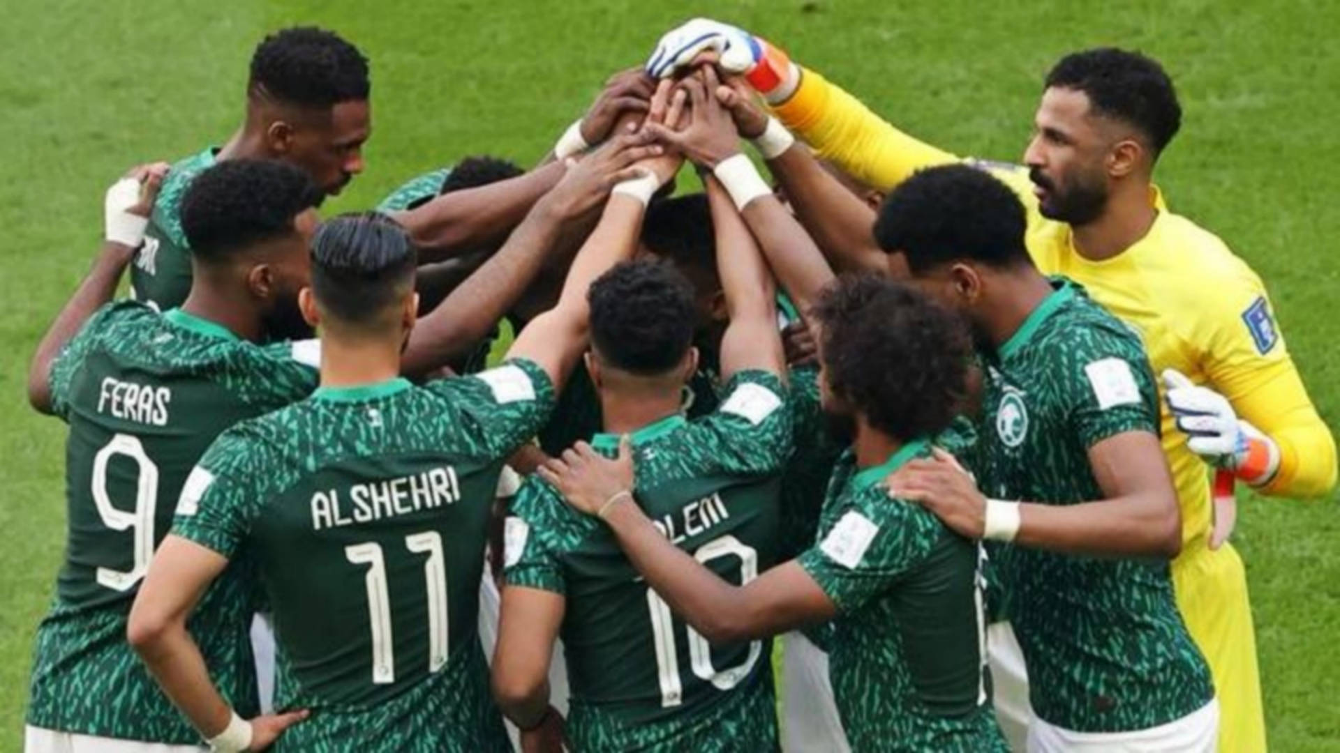 Saudi Arabia National Football Team Group Cheer Picture