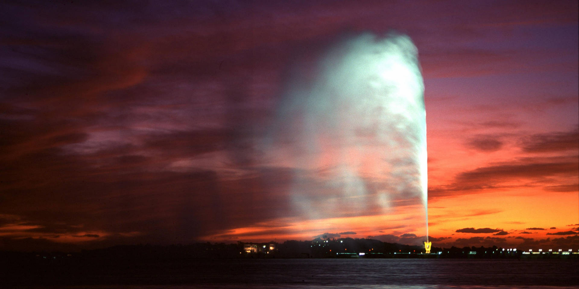 Saudi Arabia's Jeddah Fountain Sunset
