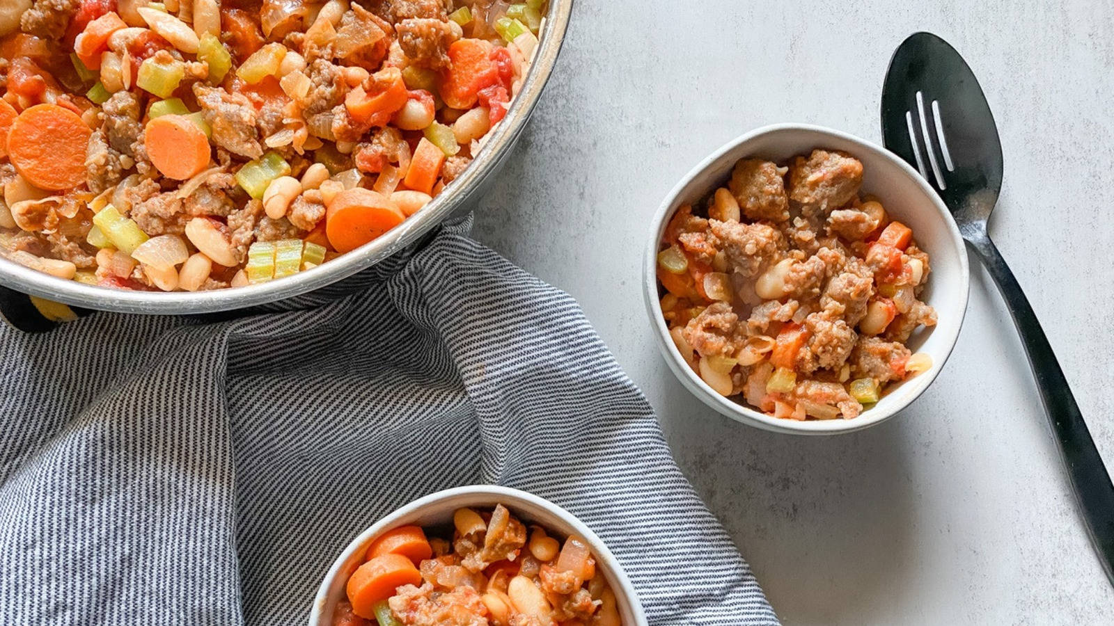 Sausage And White Bean Cassoulet Recipe Wallpaper