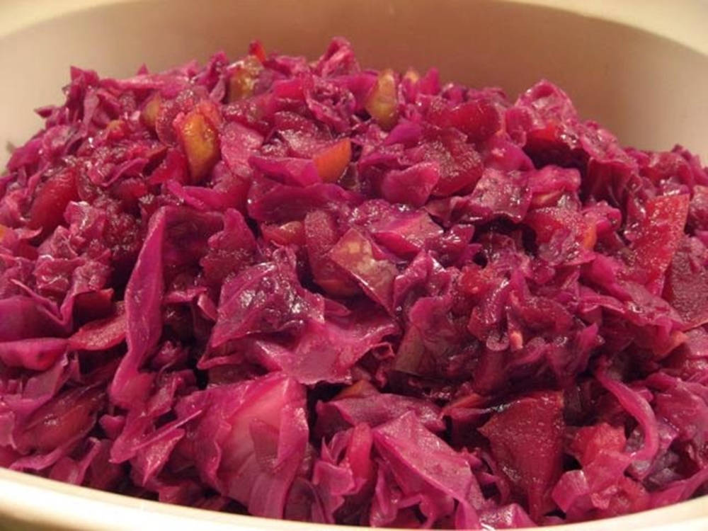 Sauteed Danish Red Cabbage Vegetable Dish Wallpaper