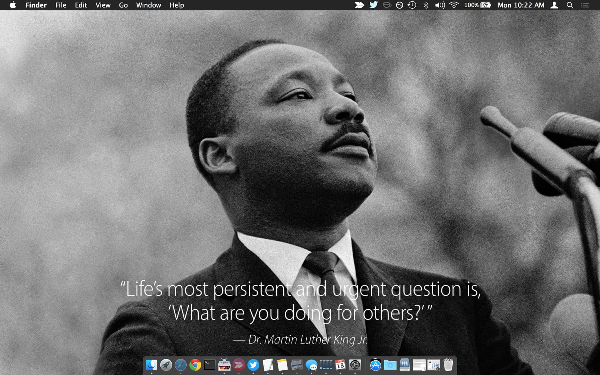 "Inspire yourself with motivation and determination to reach your greatest potential." Wallpaper