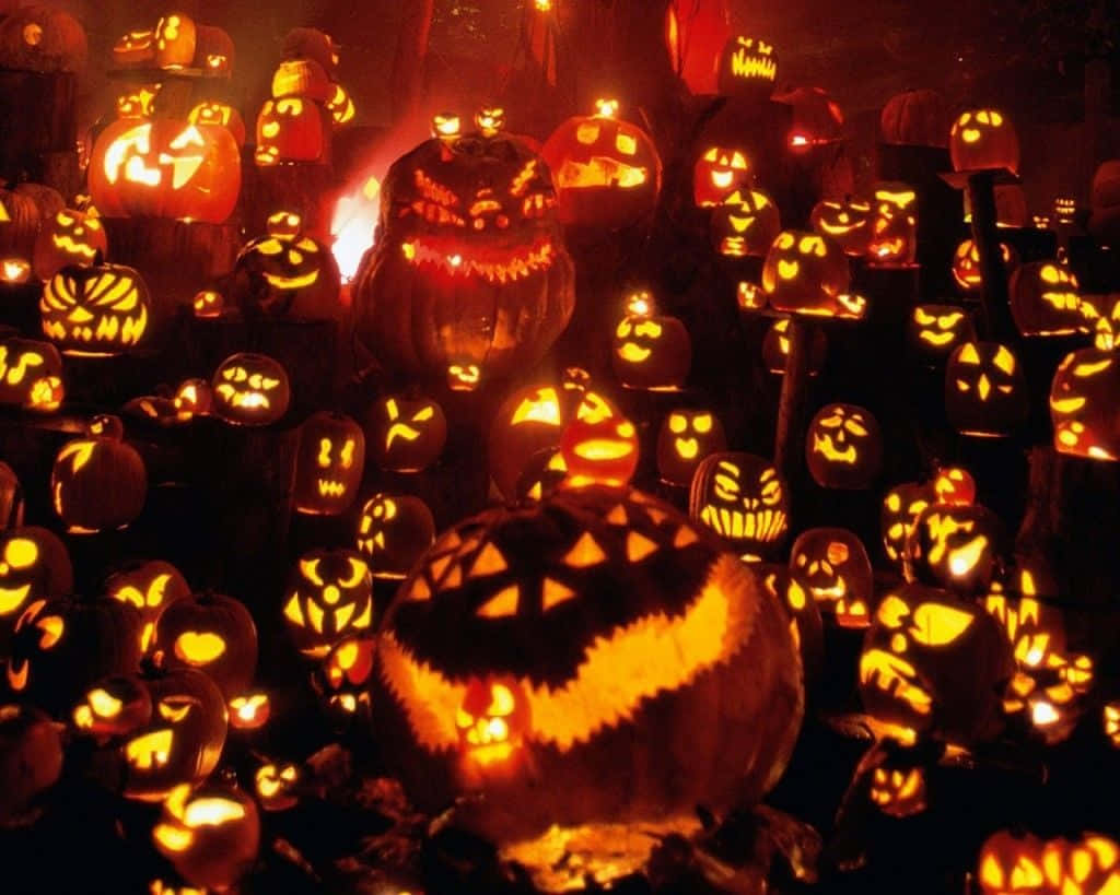 Aterrorizantescalabazas De Halloween Para El Escritorio. Fondo de pantalla