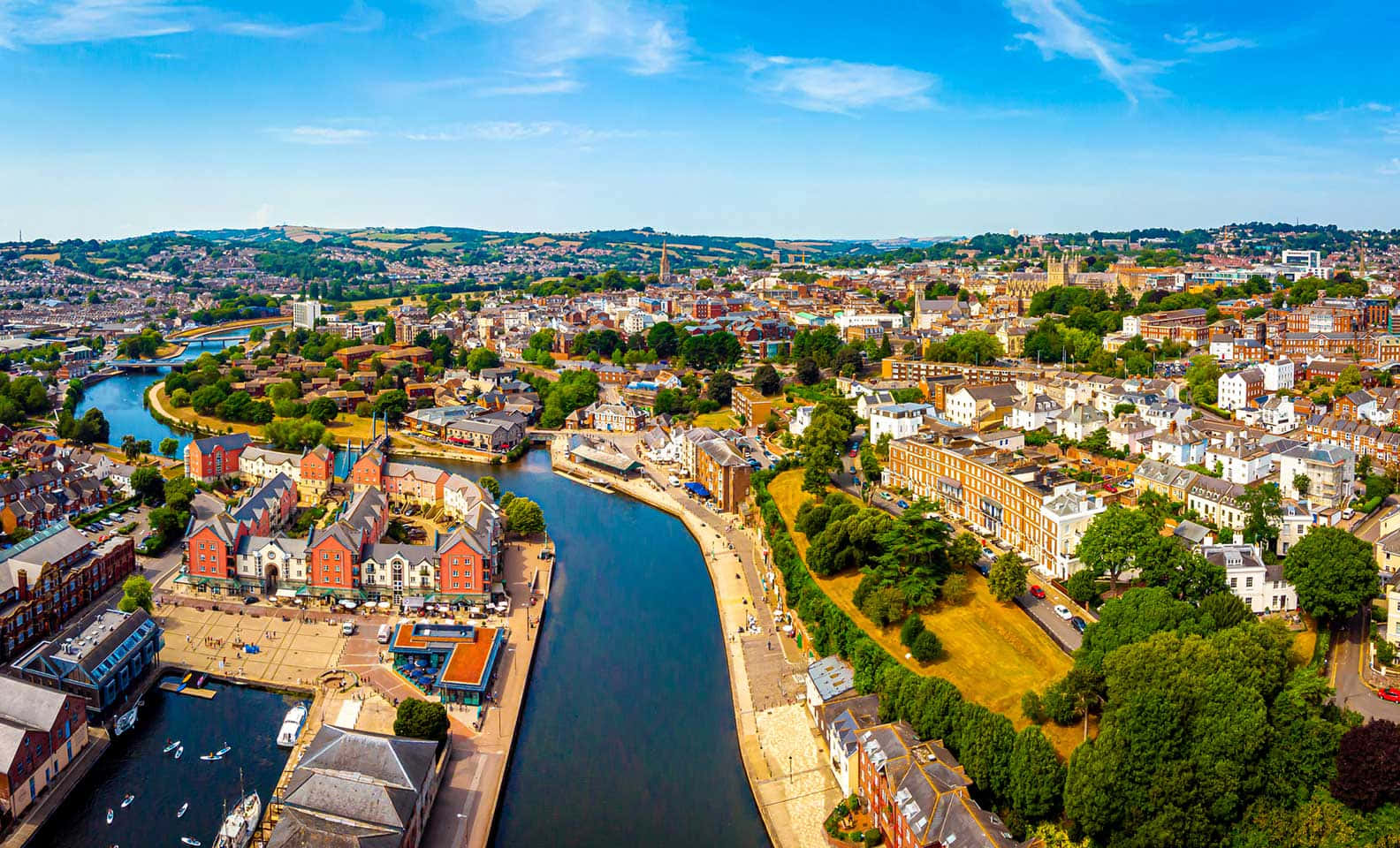 Scenisk Exeter Bylandskap Ved Daggry Bakgrunnsbildet