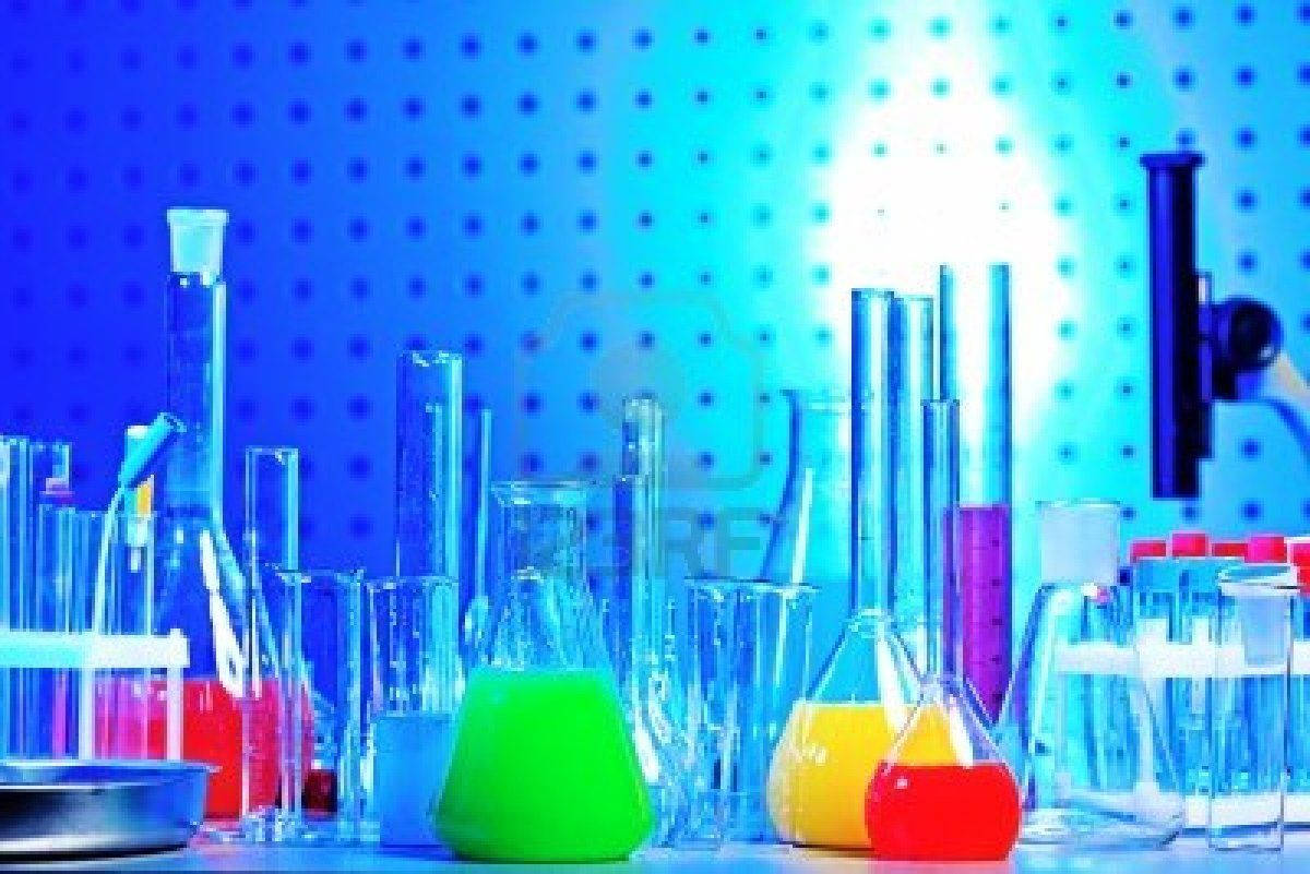 Vetenskapligtskrivbordsset Kemiskt Set. Wallpaper