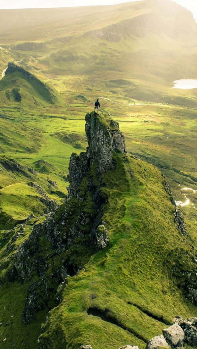 Caption: Majestic Scottish Highlands