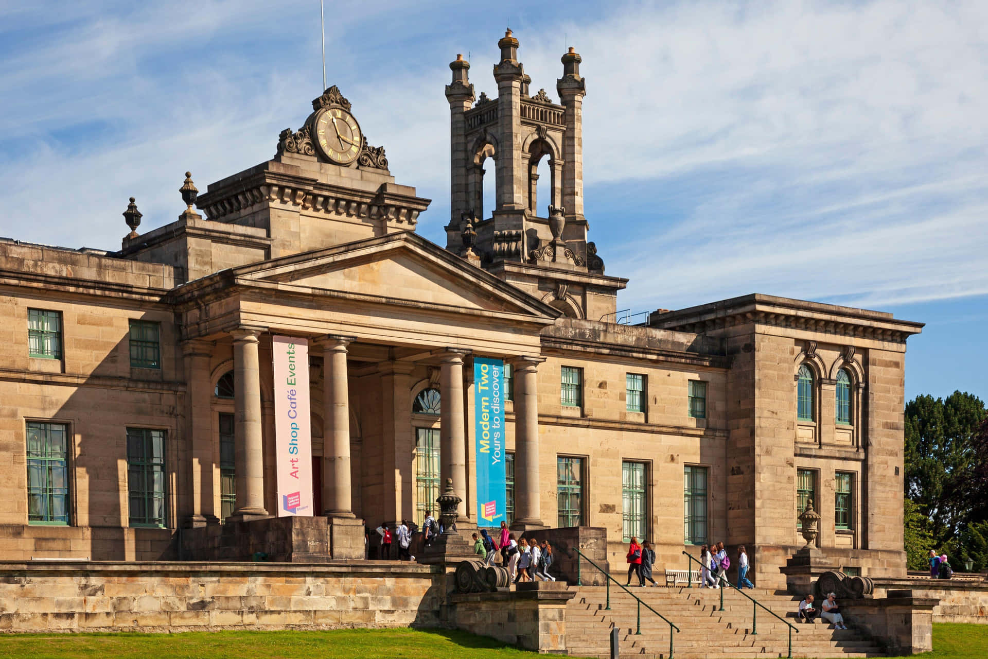 Scottish National Gallery Of Modern Art Exterior Wallpaper